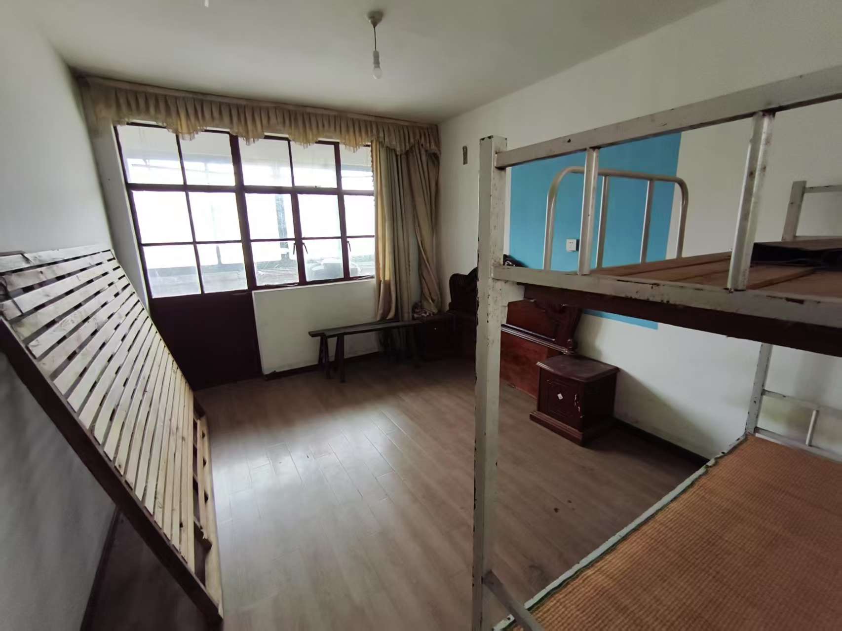 海港新村 3室1厅1卫 73.5m&sup2;