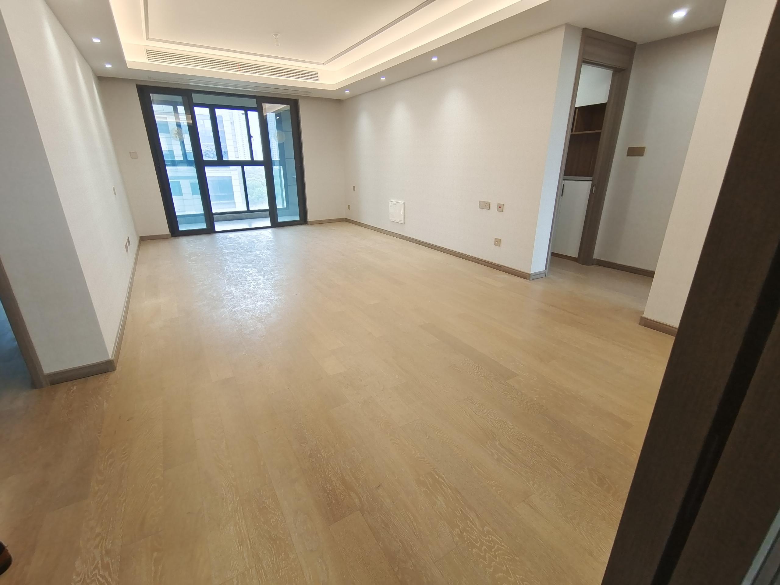 中创大都会 3室2厅2卫 121.94m&sup2;