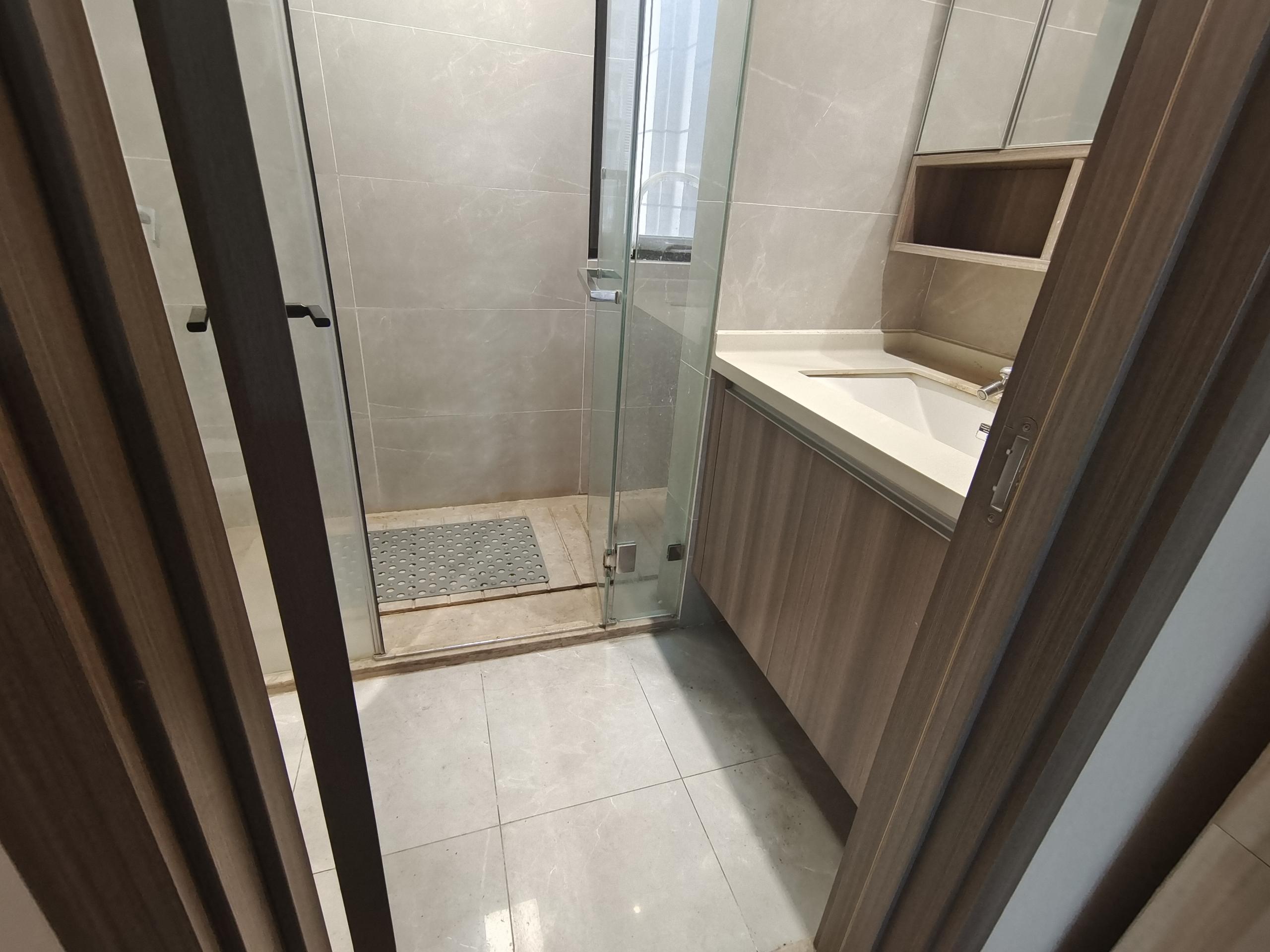 中创大都会 4室2厅2卫 122m&sup2;