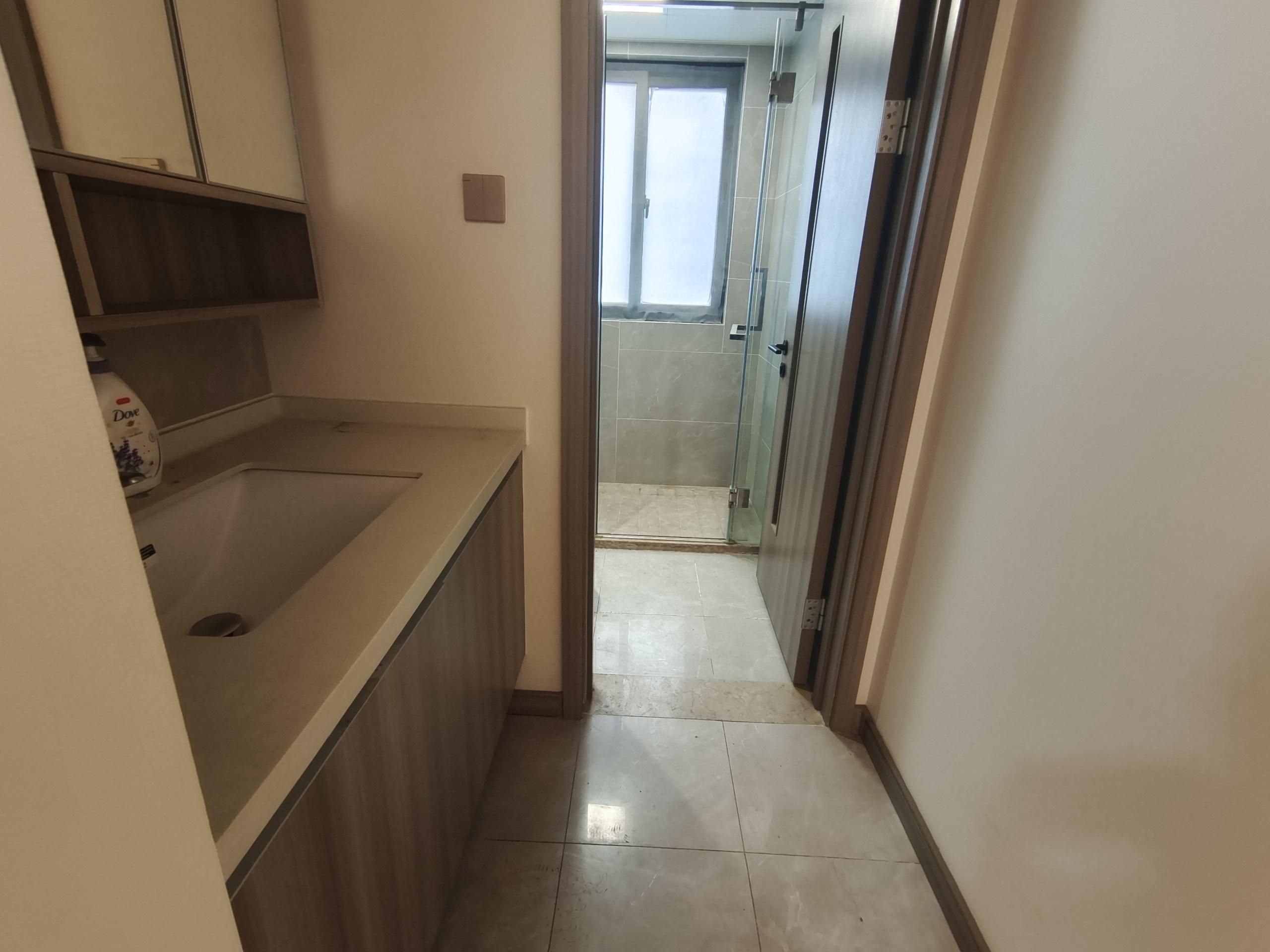 中创大都会 4室2厅2卫 122m&sup2;