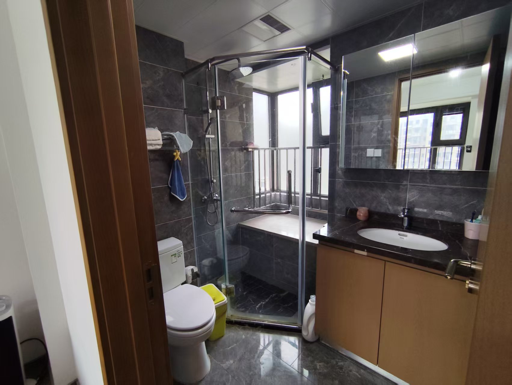远创宸樾 4室2厅2卫 121.42m&sup2;
