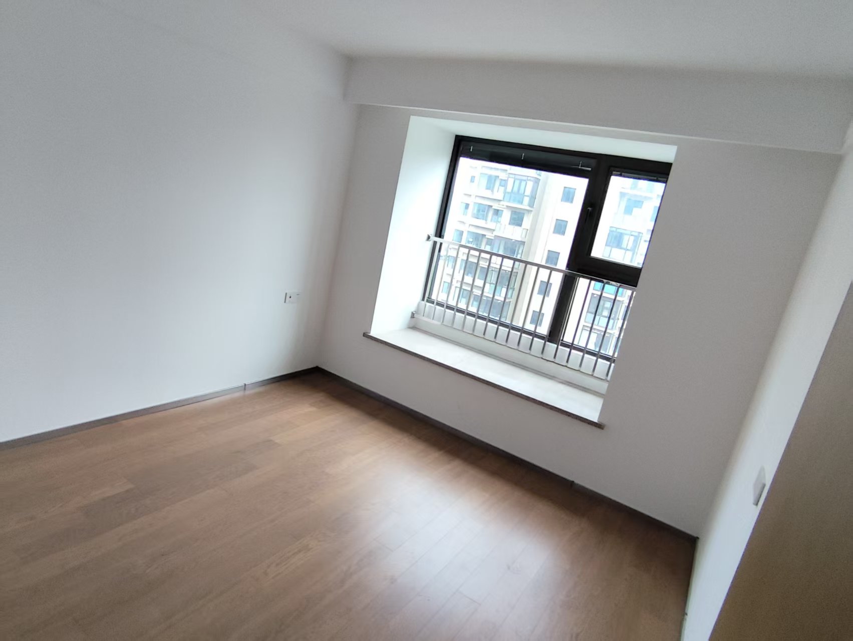 远创宸樾 4室2厅2卫 130m&sup2;