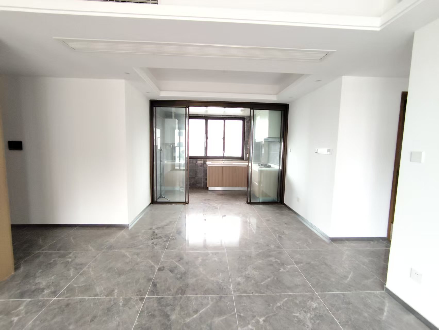 远创宸樾 4室2厅2卫 130m²