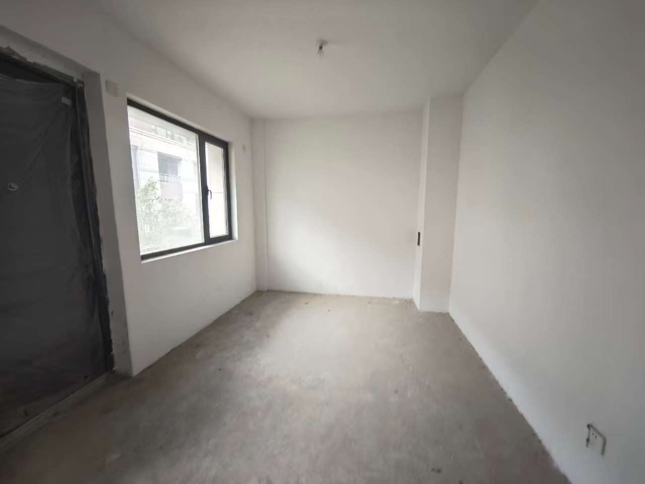 南通别业 4室2厅3卫 275m&sup2;
