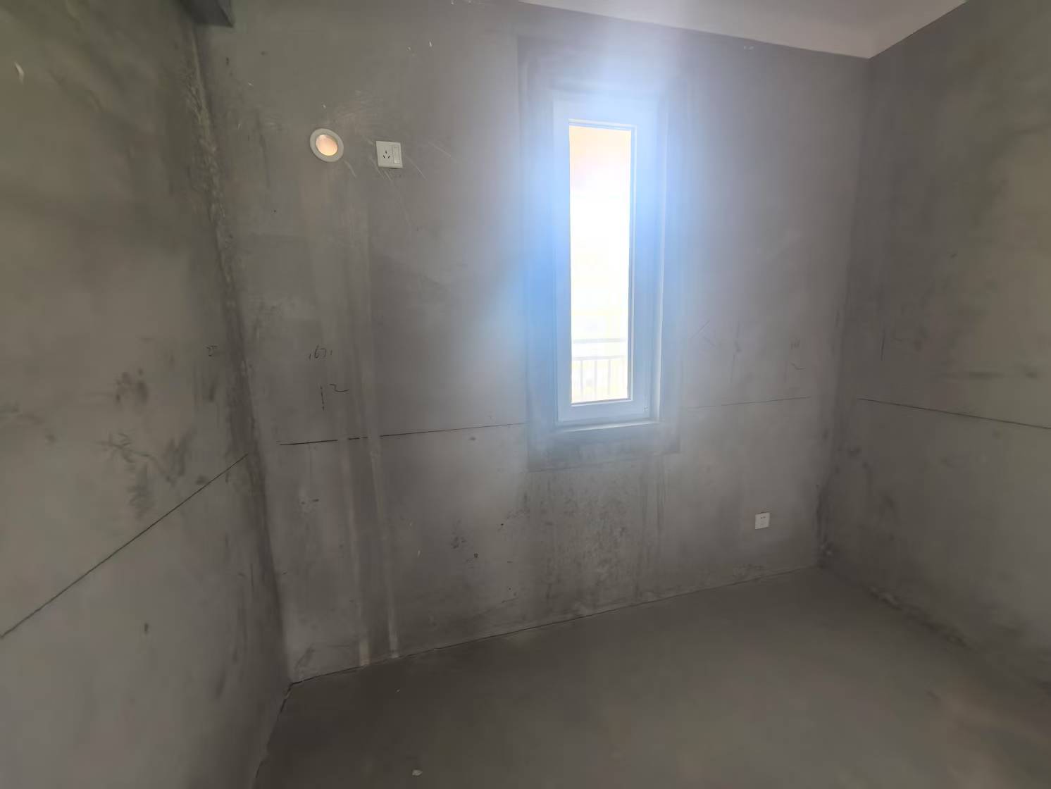 佳源都市 4室2厅2卫 124.00m&sup2;