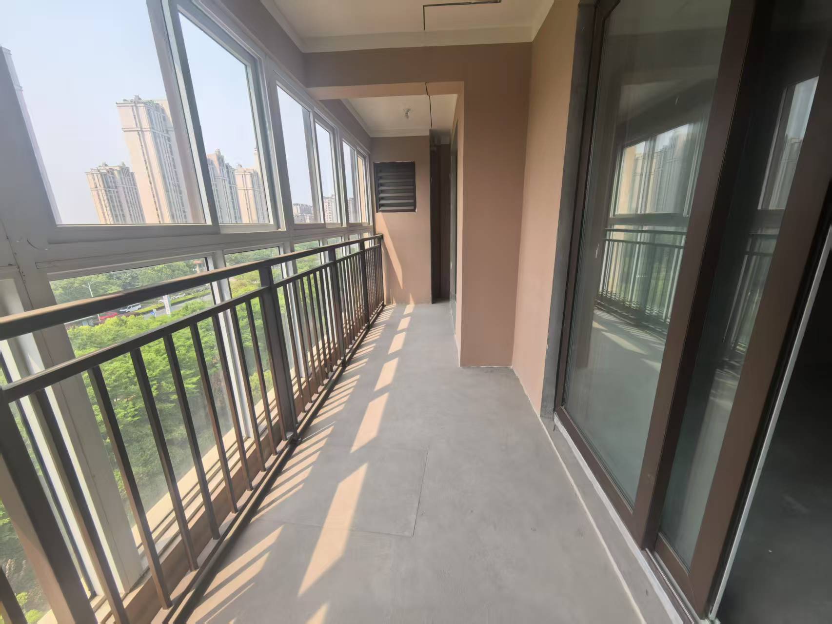 佳源都市 4室2厅2卫 124.00m&sup2;