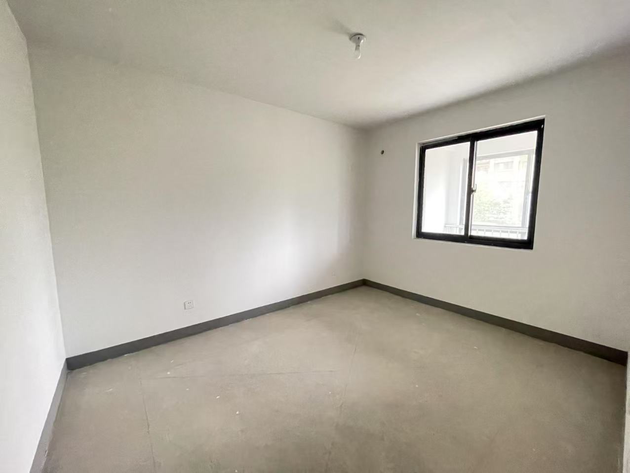 光明嘉苑 3室1厅2卫 121.00m&sup2;