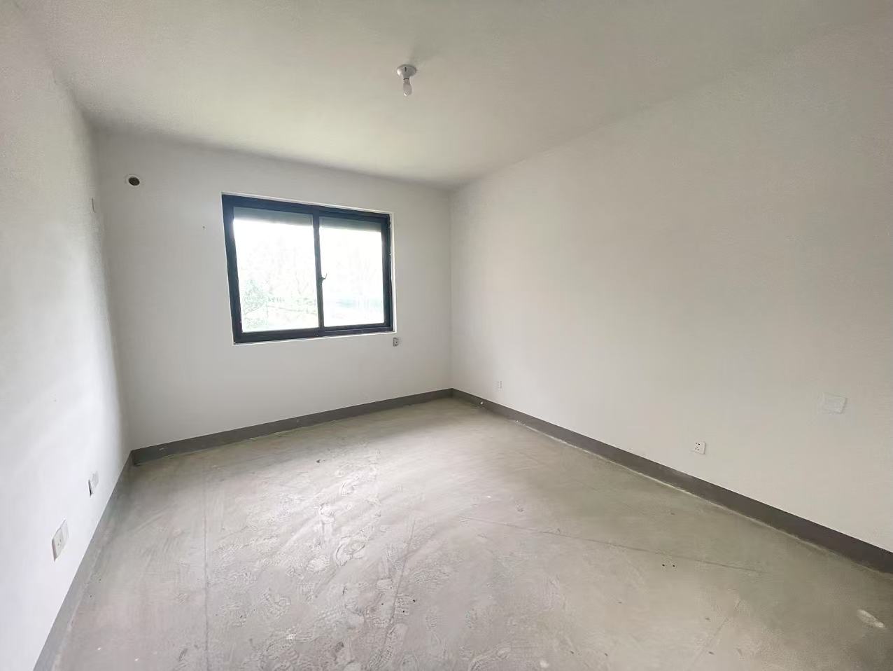 光明嘉苑 3室1厅2卫 121.00m&sup2;