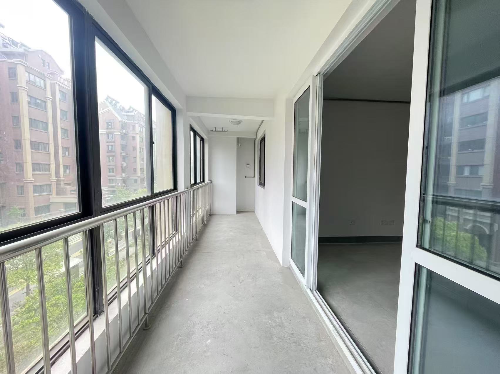 光明嘉苑 3室1厅2卫 134.00m&sup2;