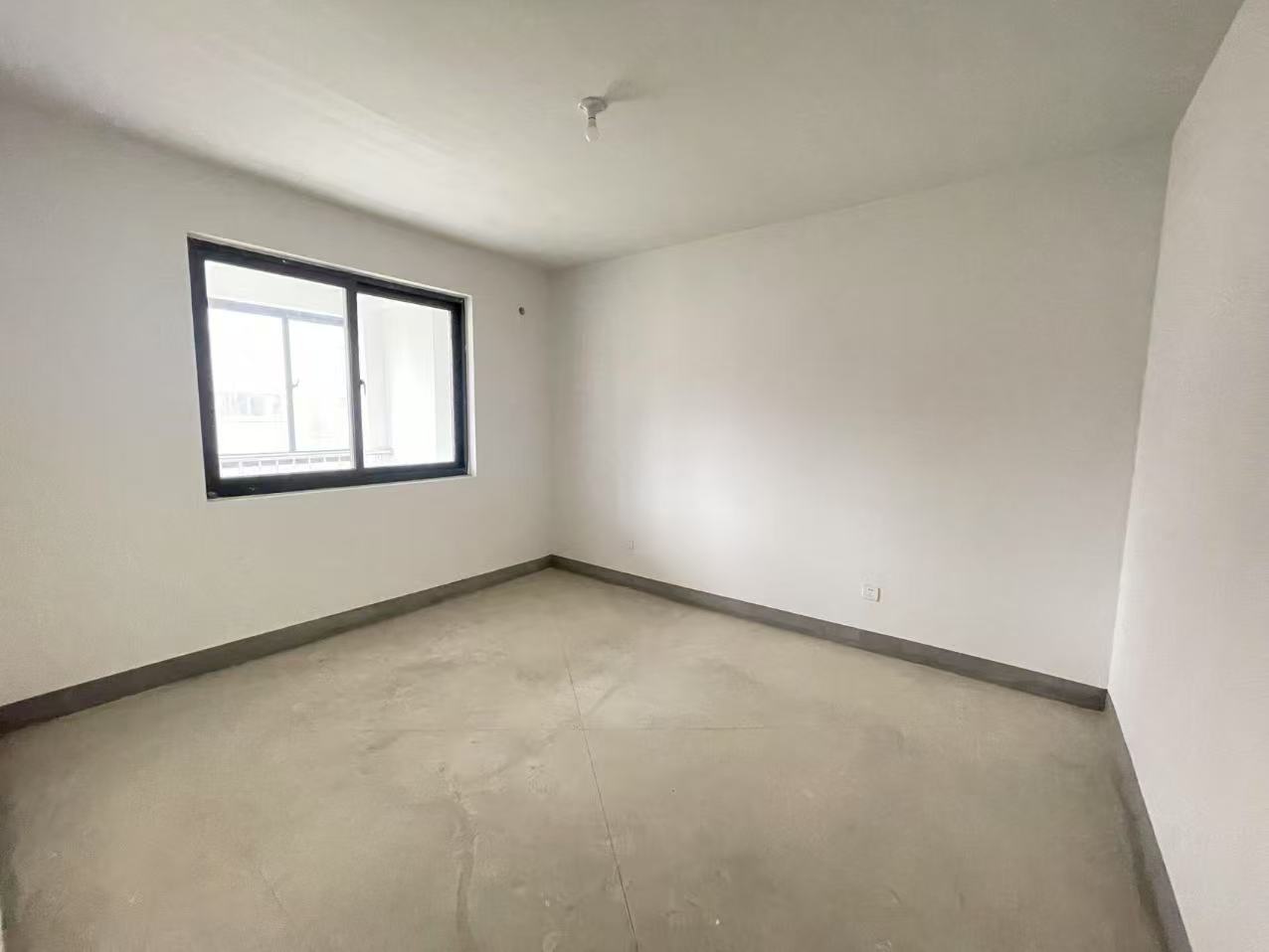 光明嘉苑 3室1厅2卫 134.00m&sup2;