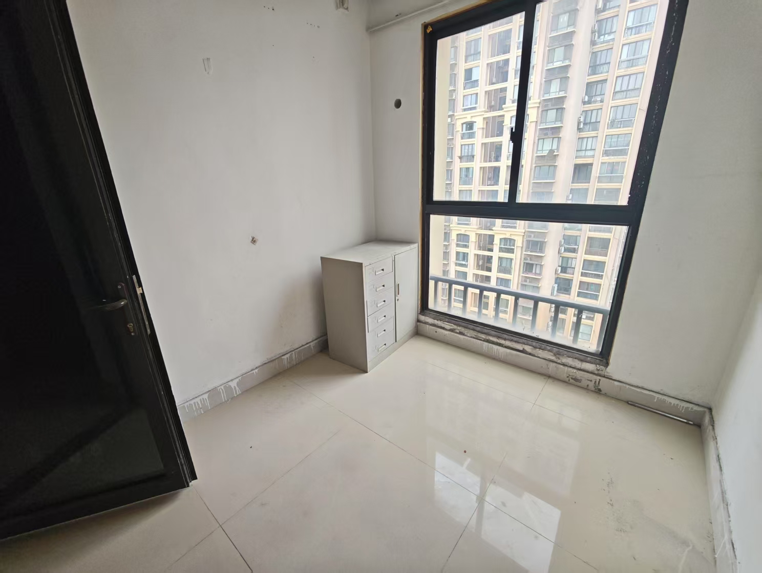 德诚&middot;翰景园 4室2厅2卫 157.25m&sup2;