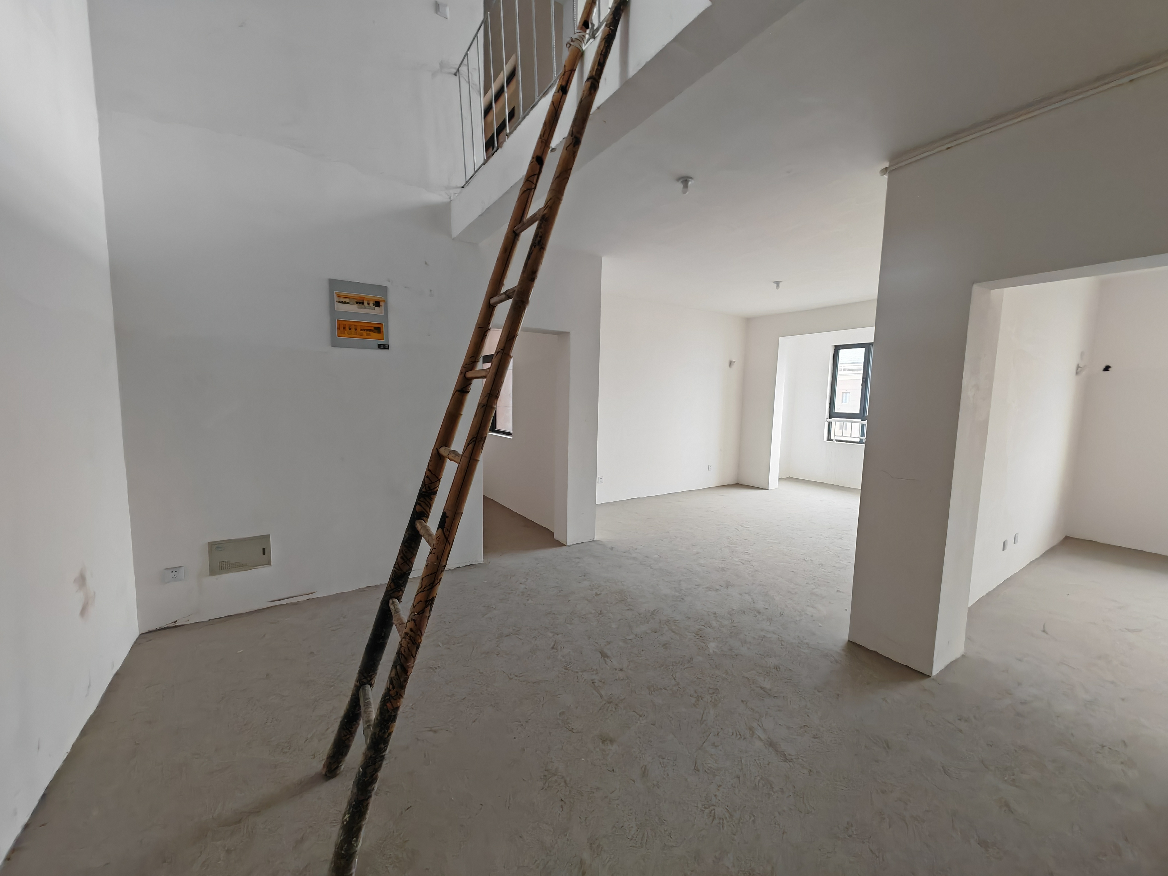 华山朝霞里(朝霞里花苑) 2室2厅1卫 207.00m&sup2;