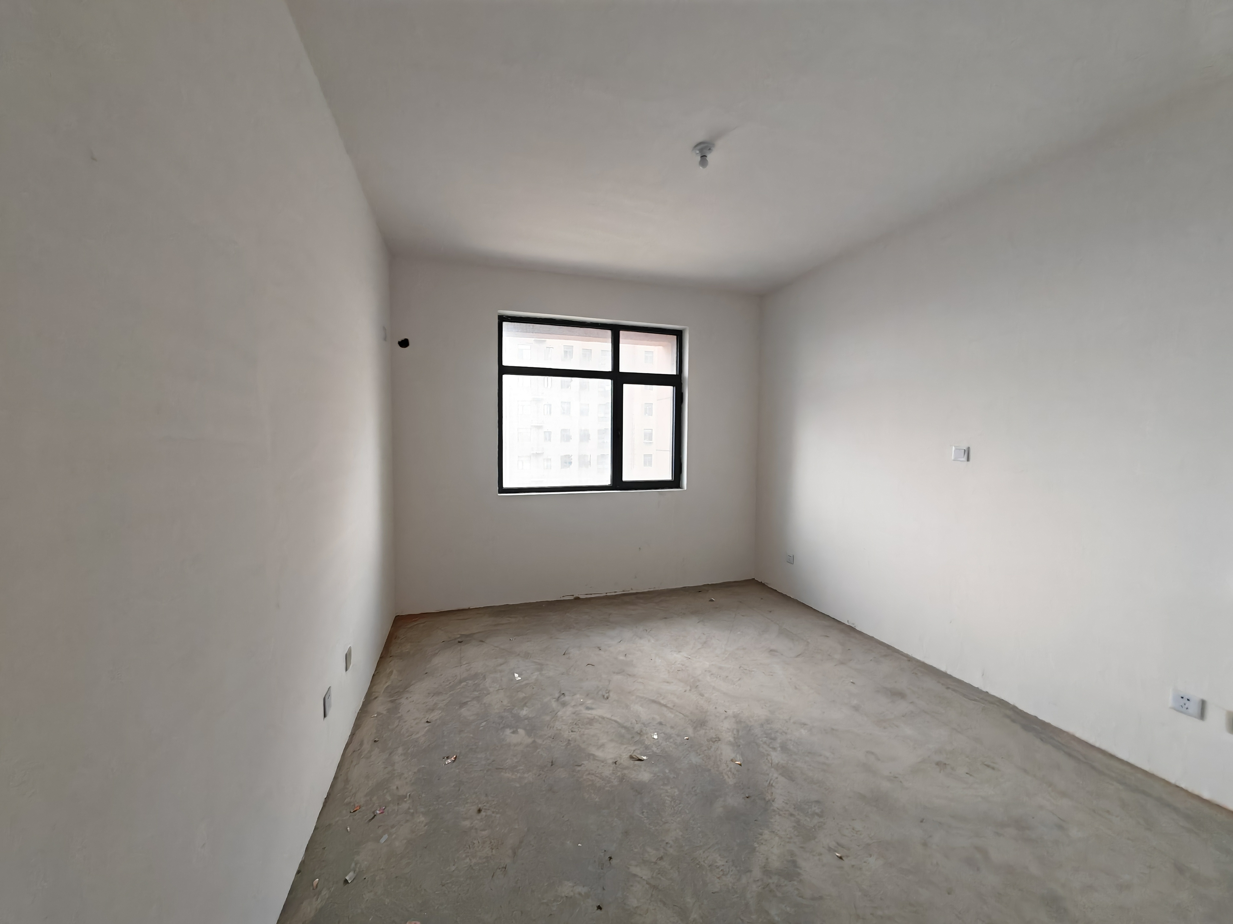 华山花苑六期 3室2厅1卫 126m&sup2;