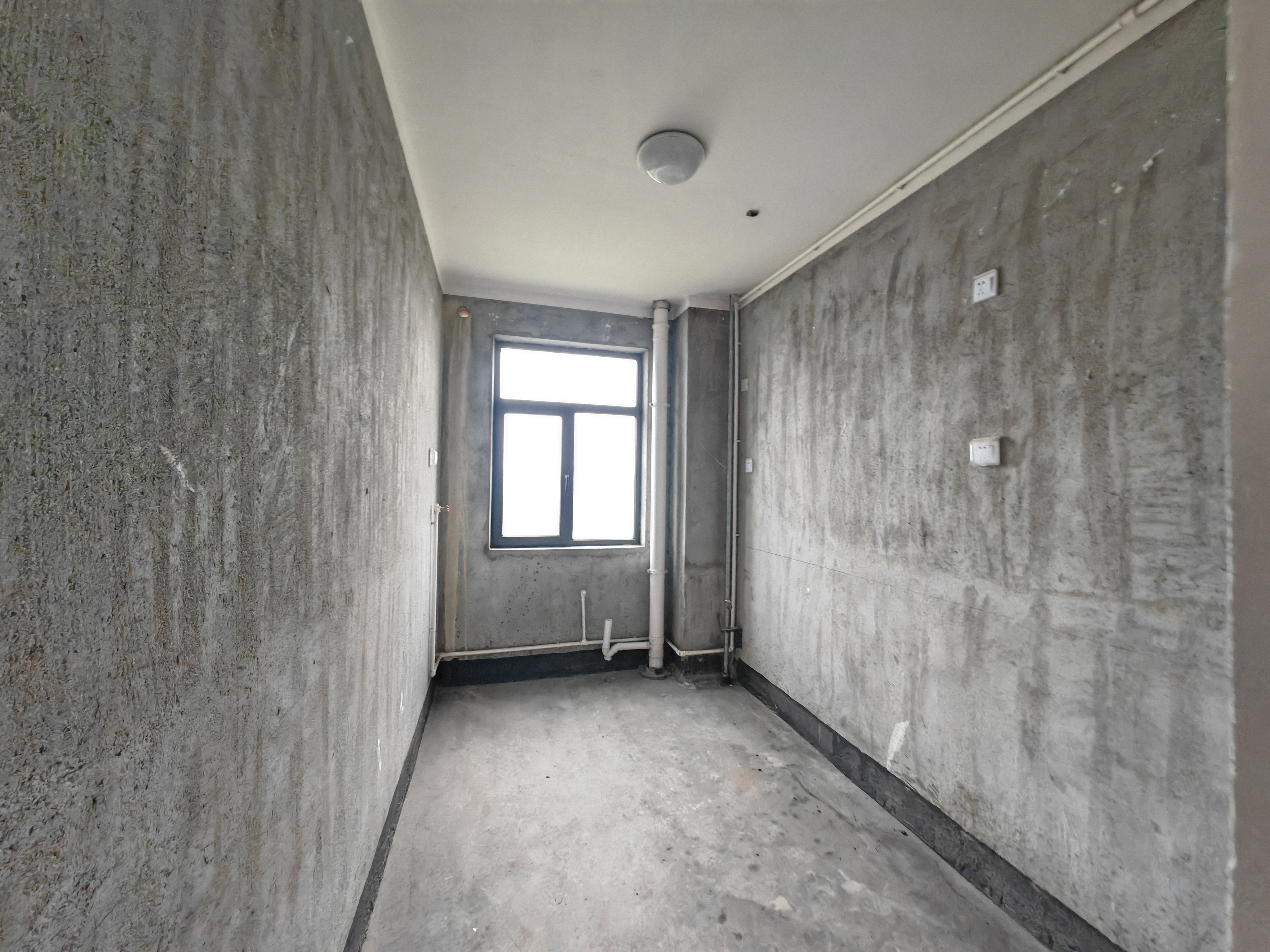 华山花苑六期 3室2厅1卫 126m&sup2;