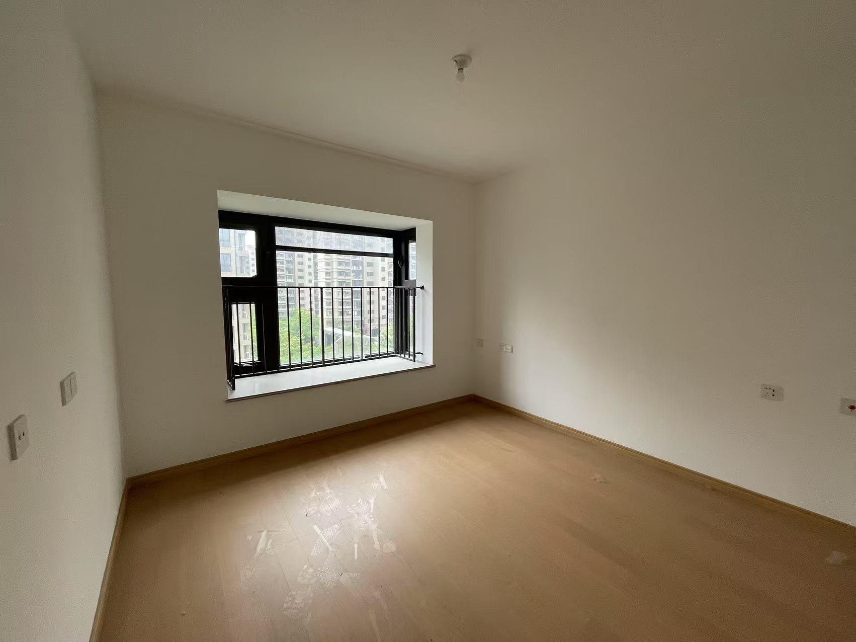 时光漫城 4室2厅2卫 125.00m&sup2;