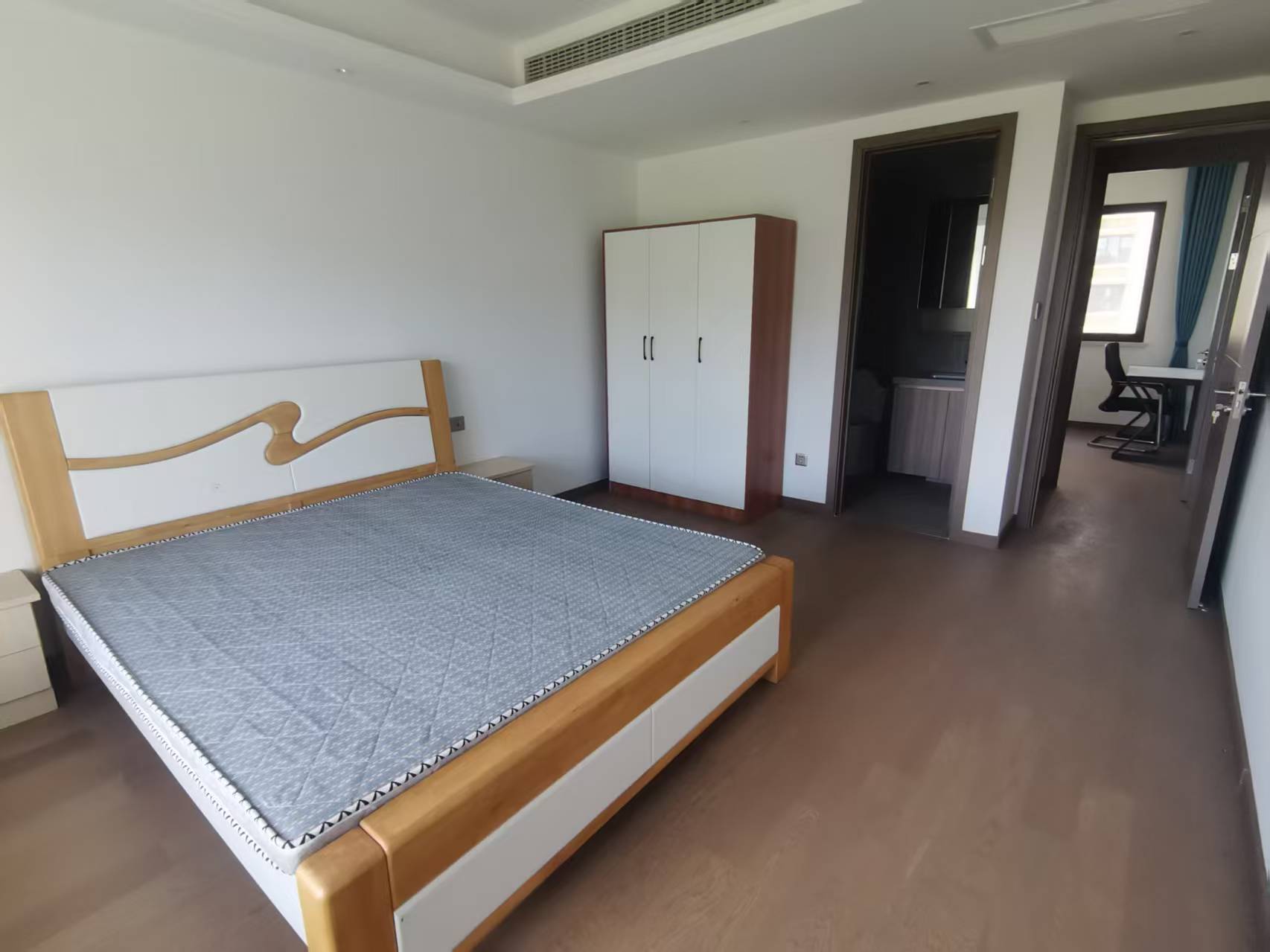 中海上东区 4室2厅2卫 146m&sup2;