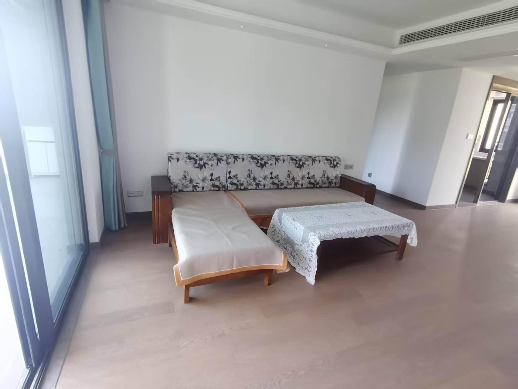 中海上东区 4室2厅2卫 146m&sup2;