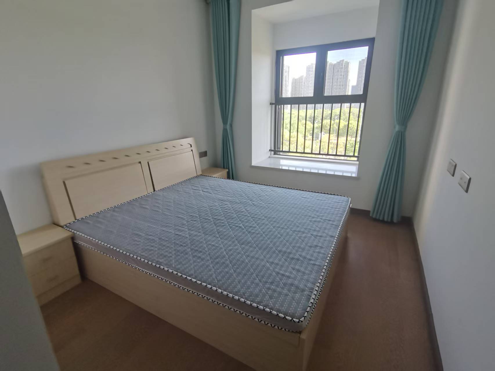 中海上东区 4室2厅2卫 146m&sup2;