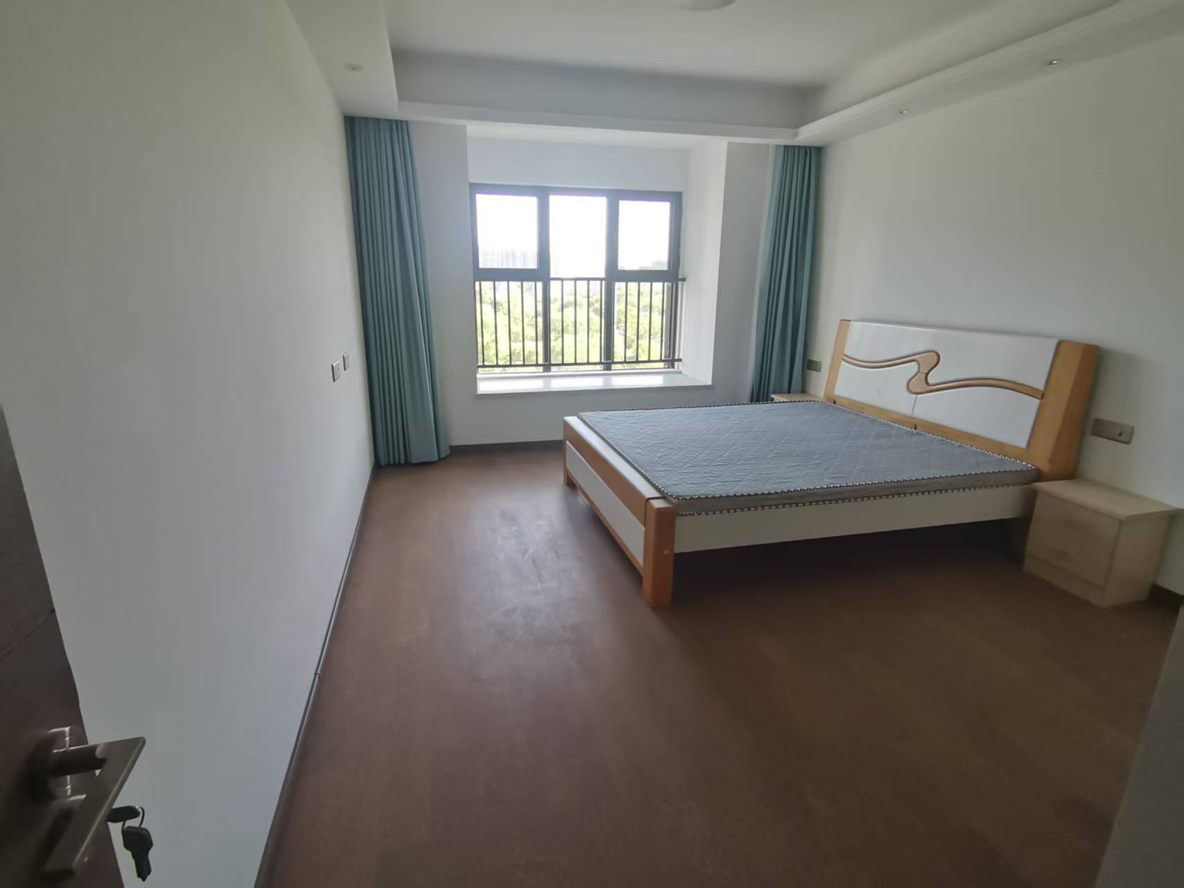中海上东区 4室2厅2卫 146m&sup2;