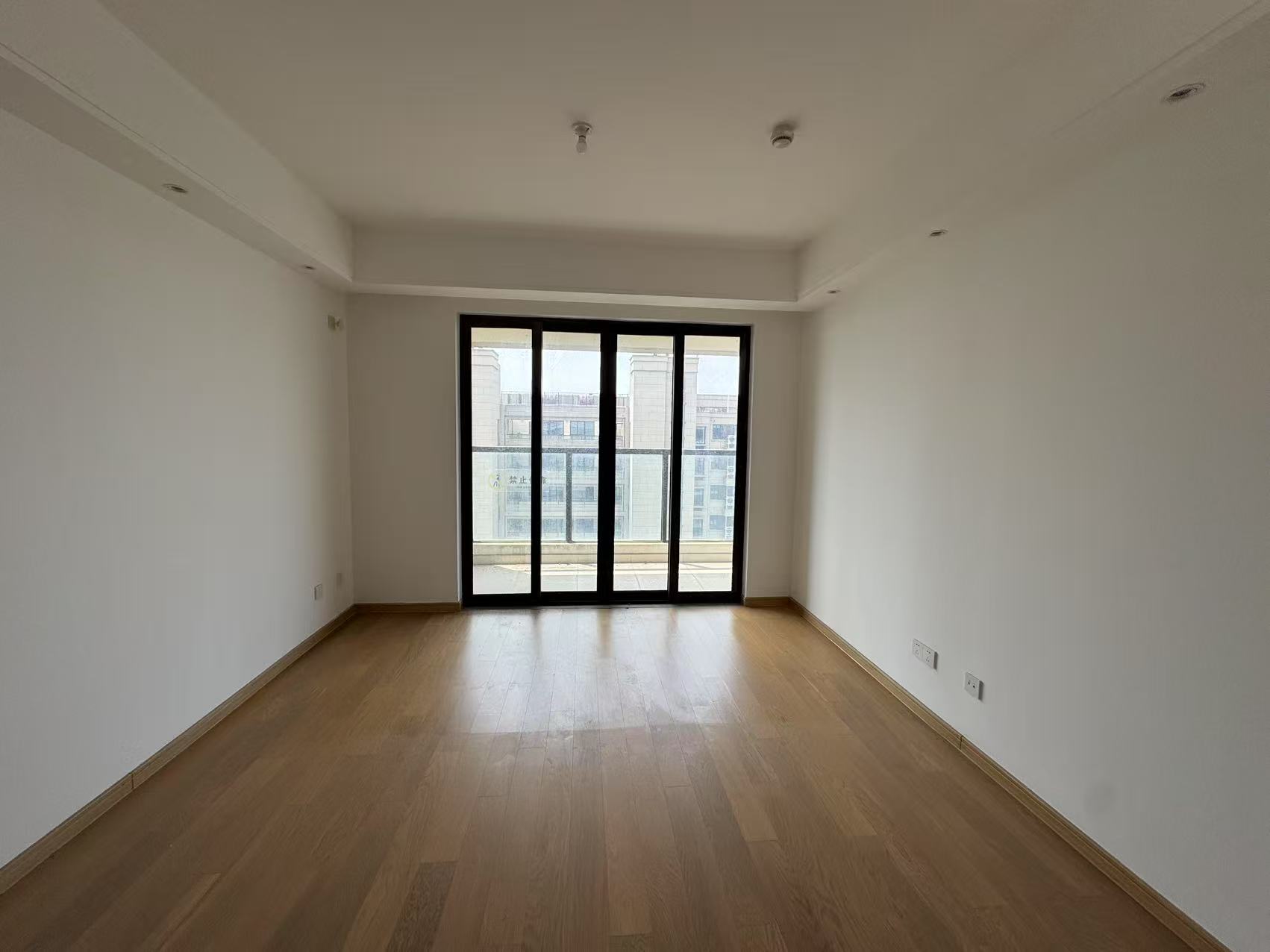 时光漫城 3室2厅1卫 92.93m²