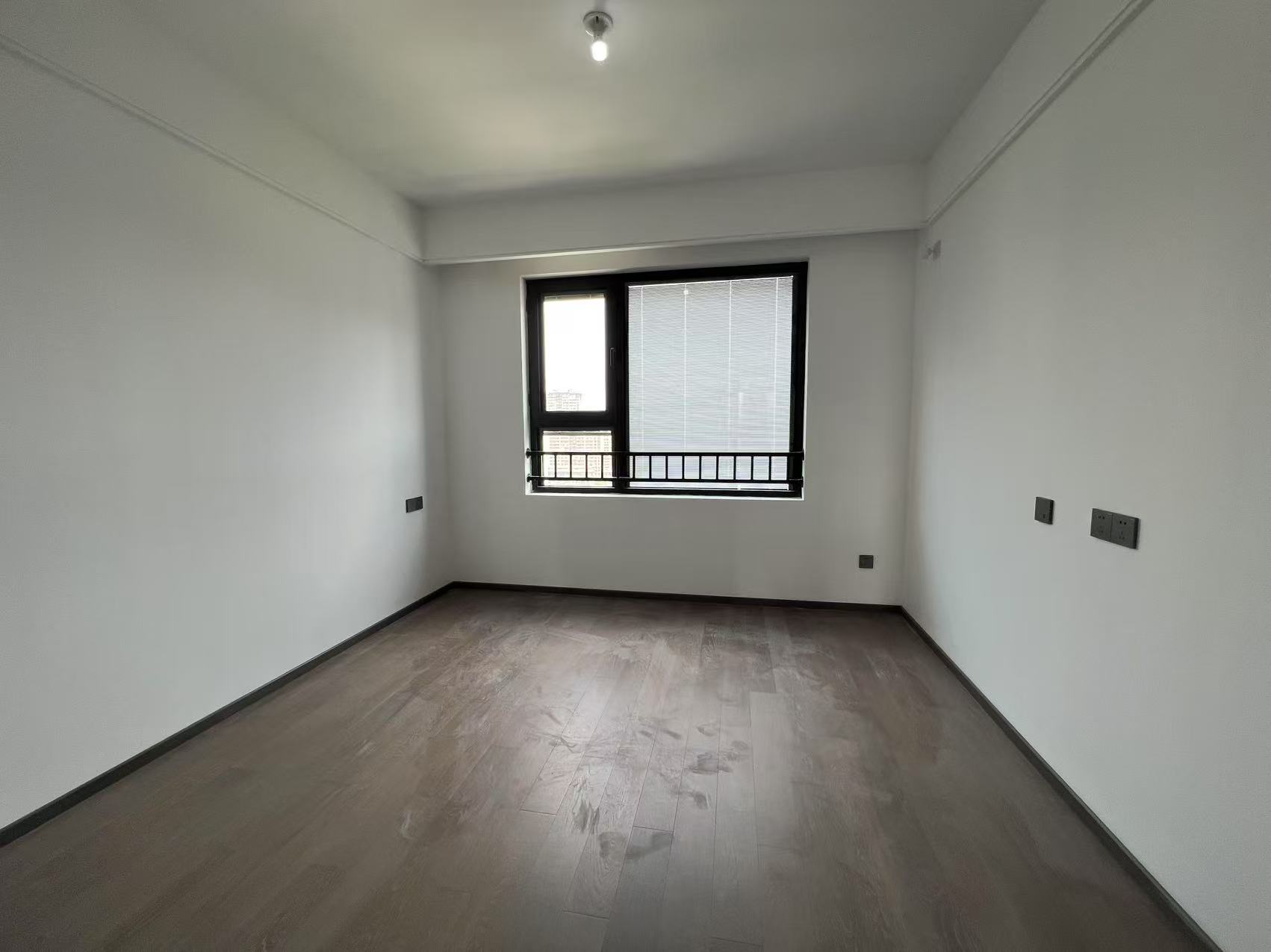招商公园道 4室2厅3卫 198.57m&sup2;