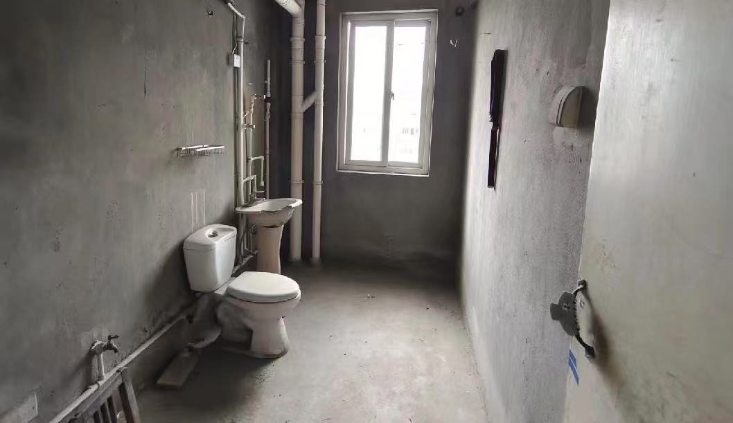 和谐怡园佳苑 3室2厅1卫 134m&sup2;