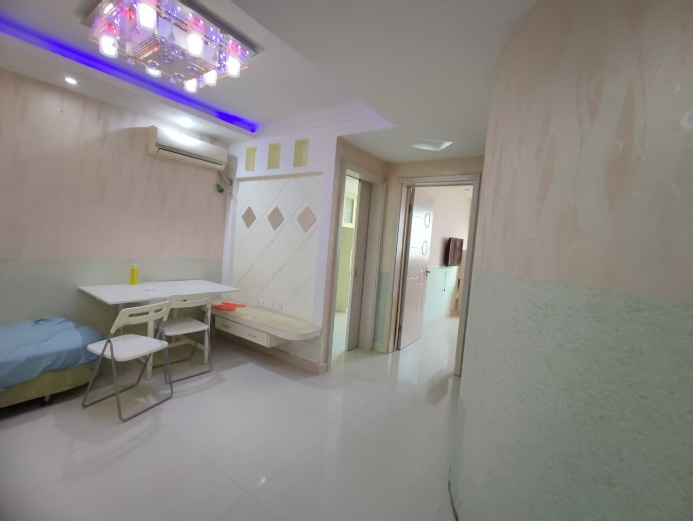 高迪晶城 2室1厅1卫 67.00m&sup2;