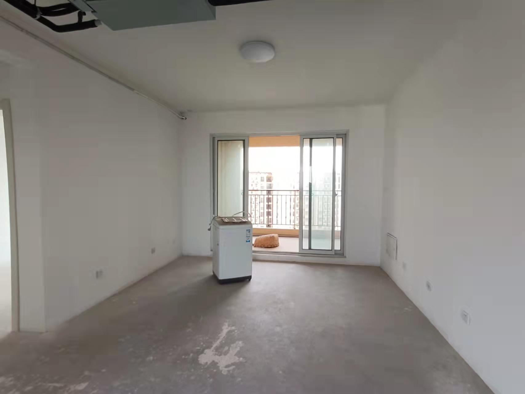 中南世纪花城三期 3室2厅2卫 125m²