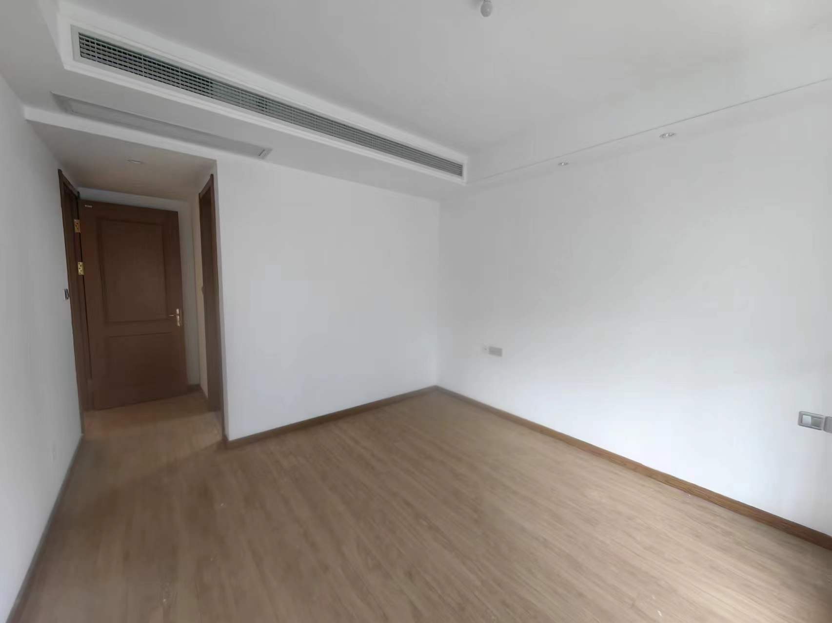 佳期漫 4室2厅2卫 122m&sup2;