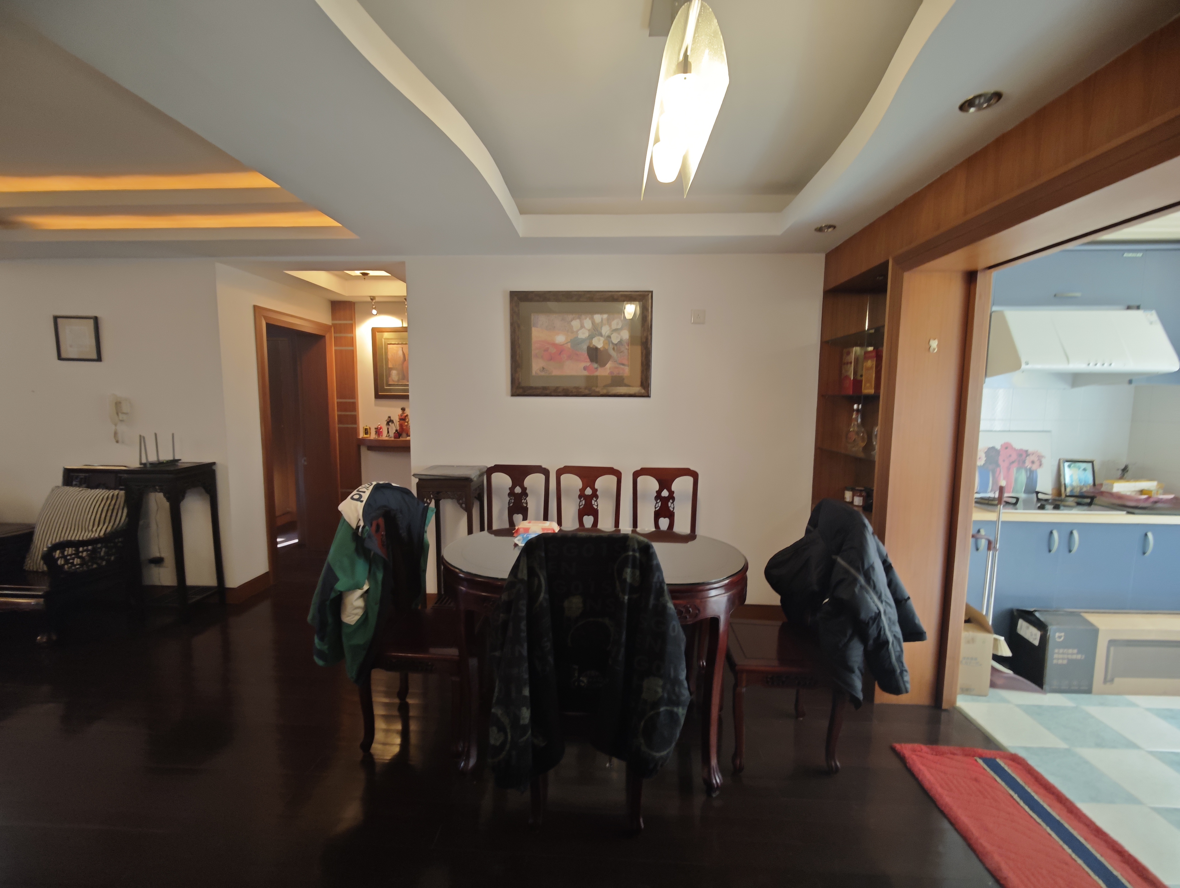 莲花苑 3室2厅2卫 136m&sup2;