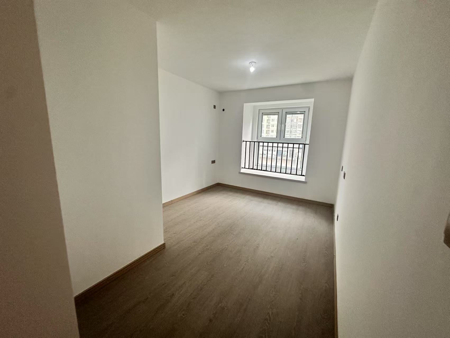 世茂九龙庭 3室2厅2卫 129.19m&sup2;