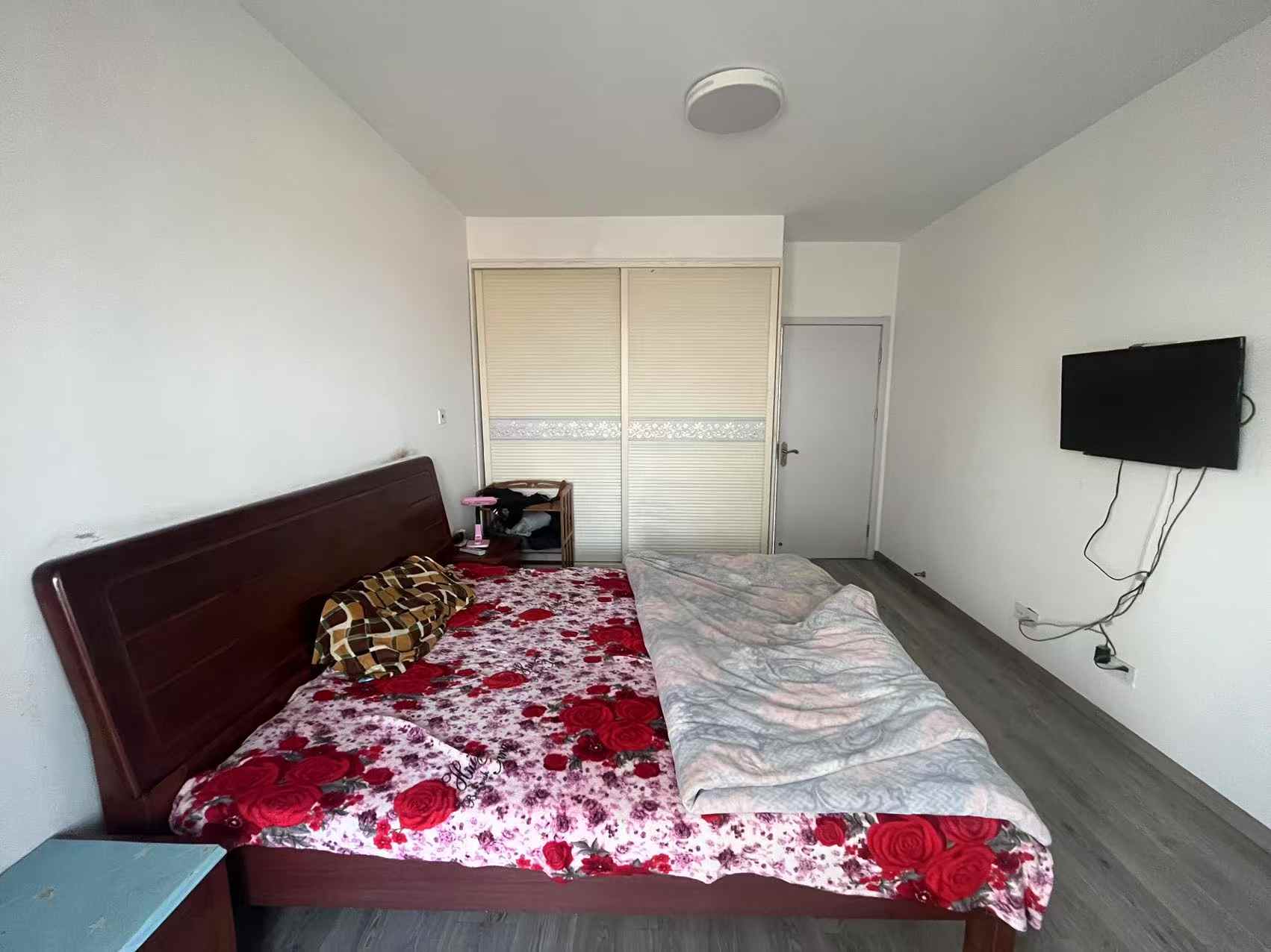 十里花苑 4室3厅2卫 153.00m&sup2;