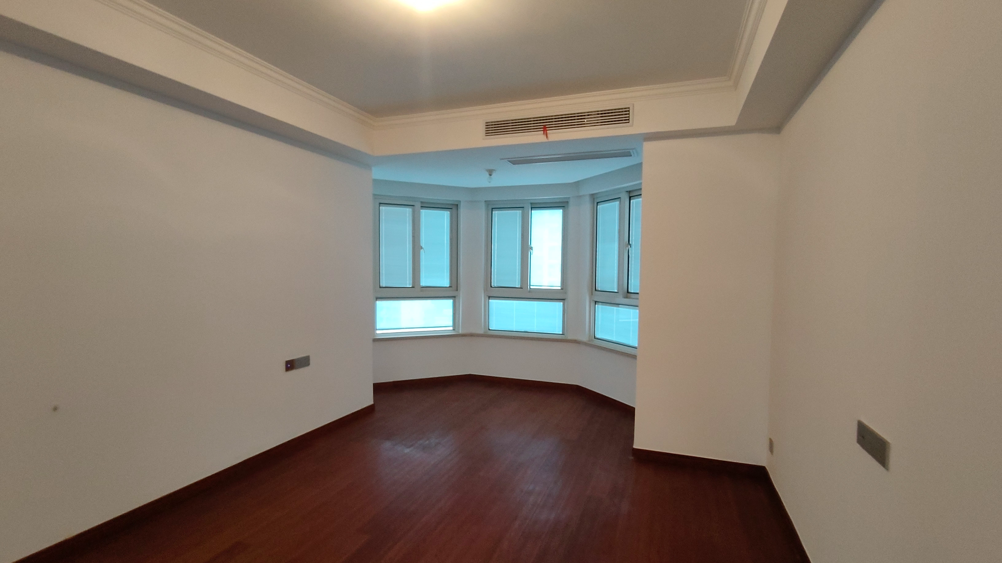 中南世纪花城三期 4室2厅2卫 166.53m&sup2;