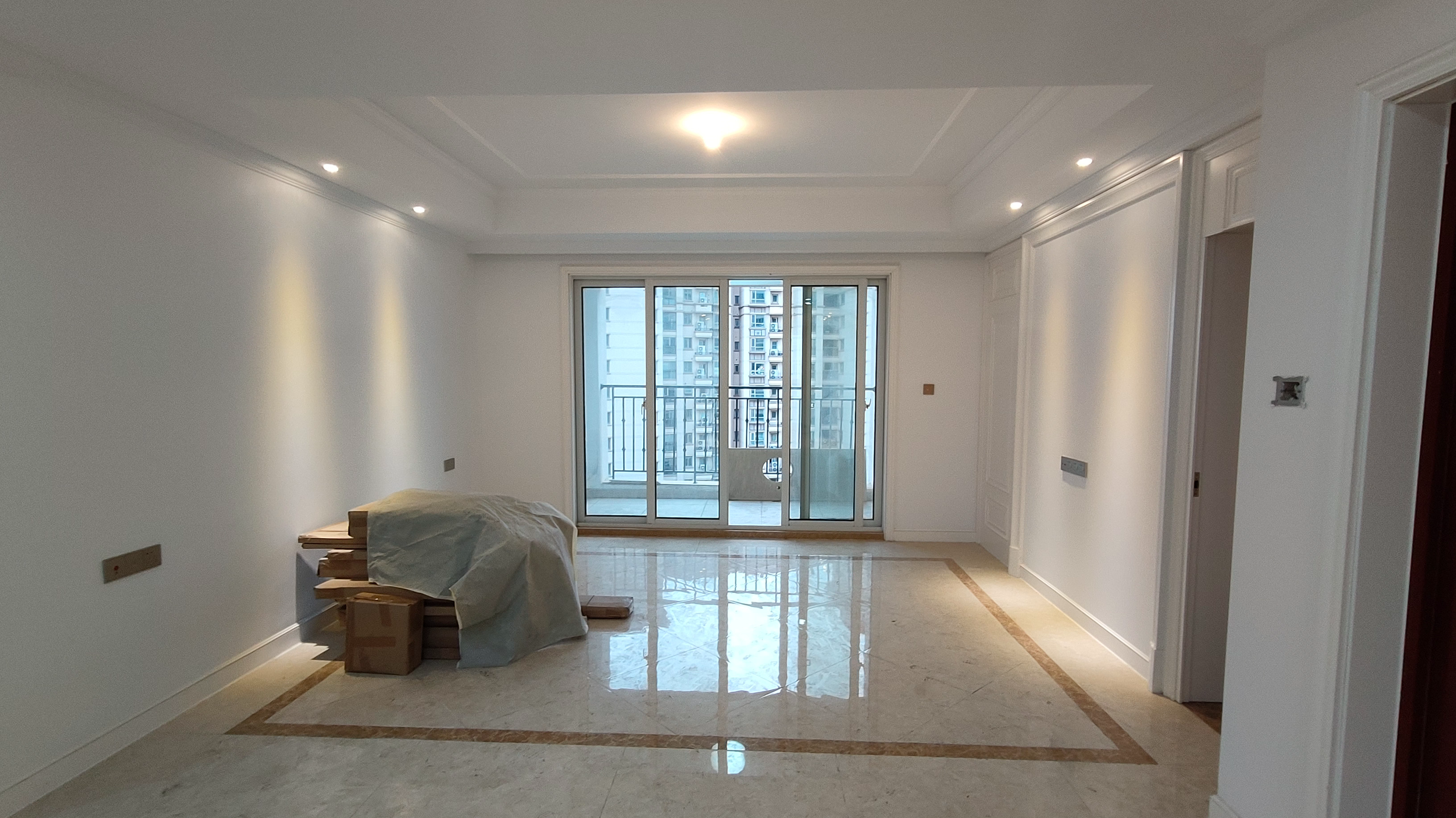 中南世纪花城三期 4室2厅2卫 166.53m&sup2;