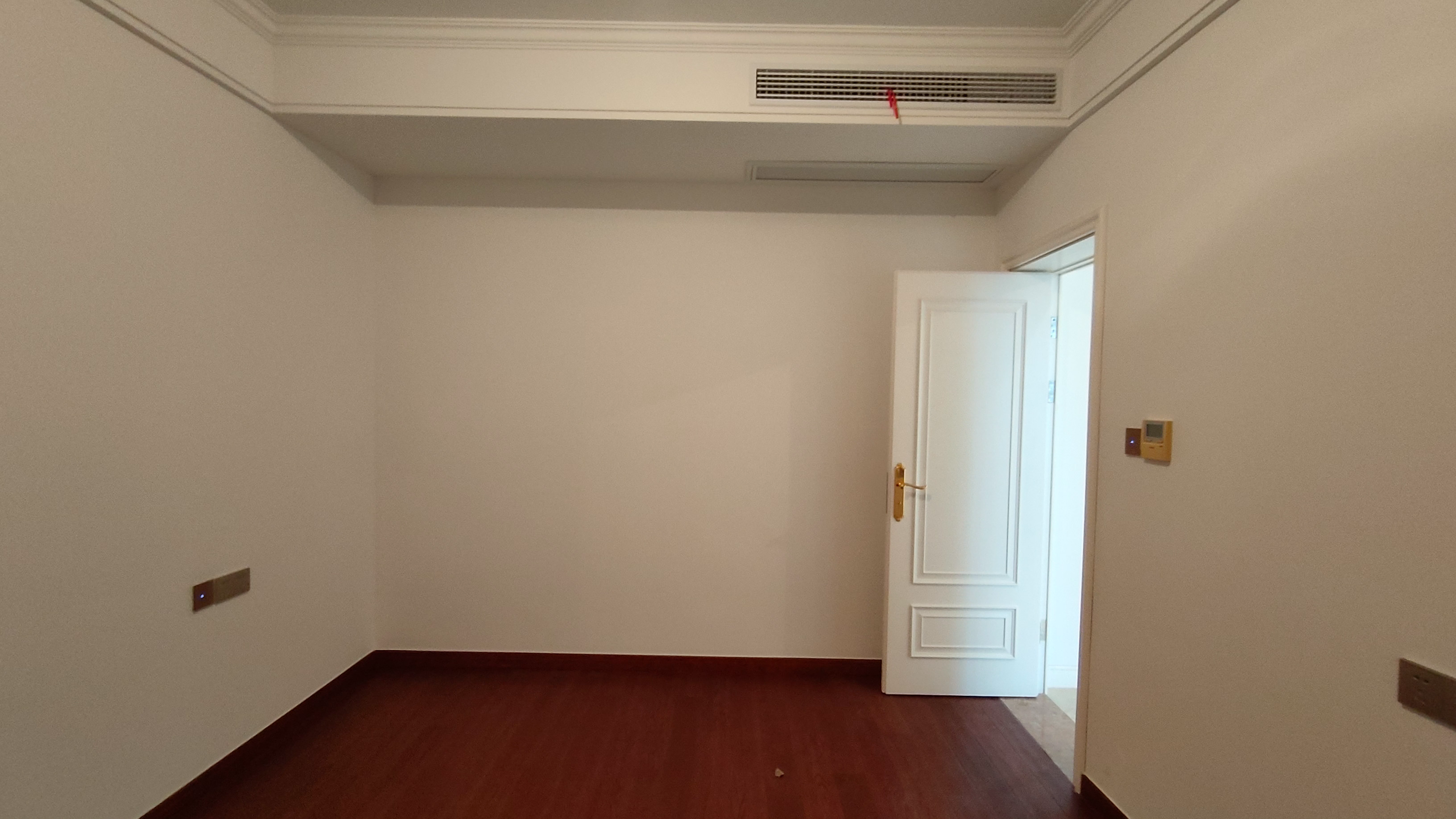 中南世纪花城三期 4室2厅2卫 166.53m&sup2;