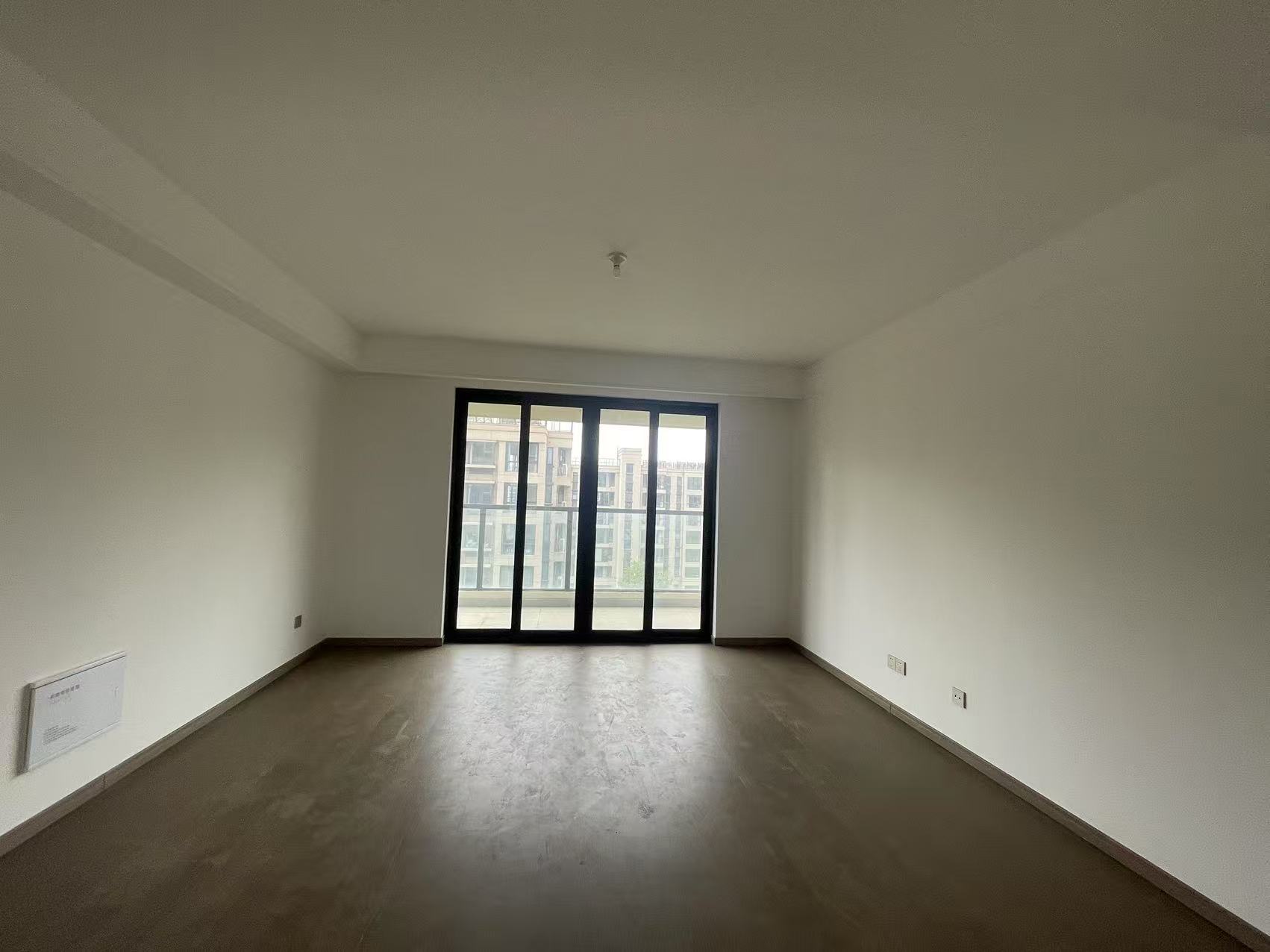 时光漫城 4室2厅2卫 140m&sup2;