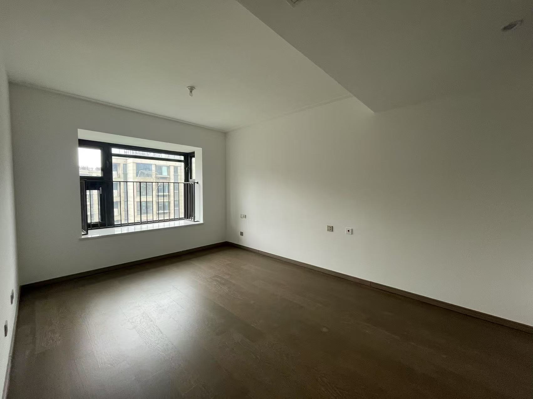 时光漫城 4室2厅2卫 140m&sup2;