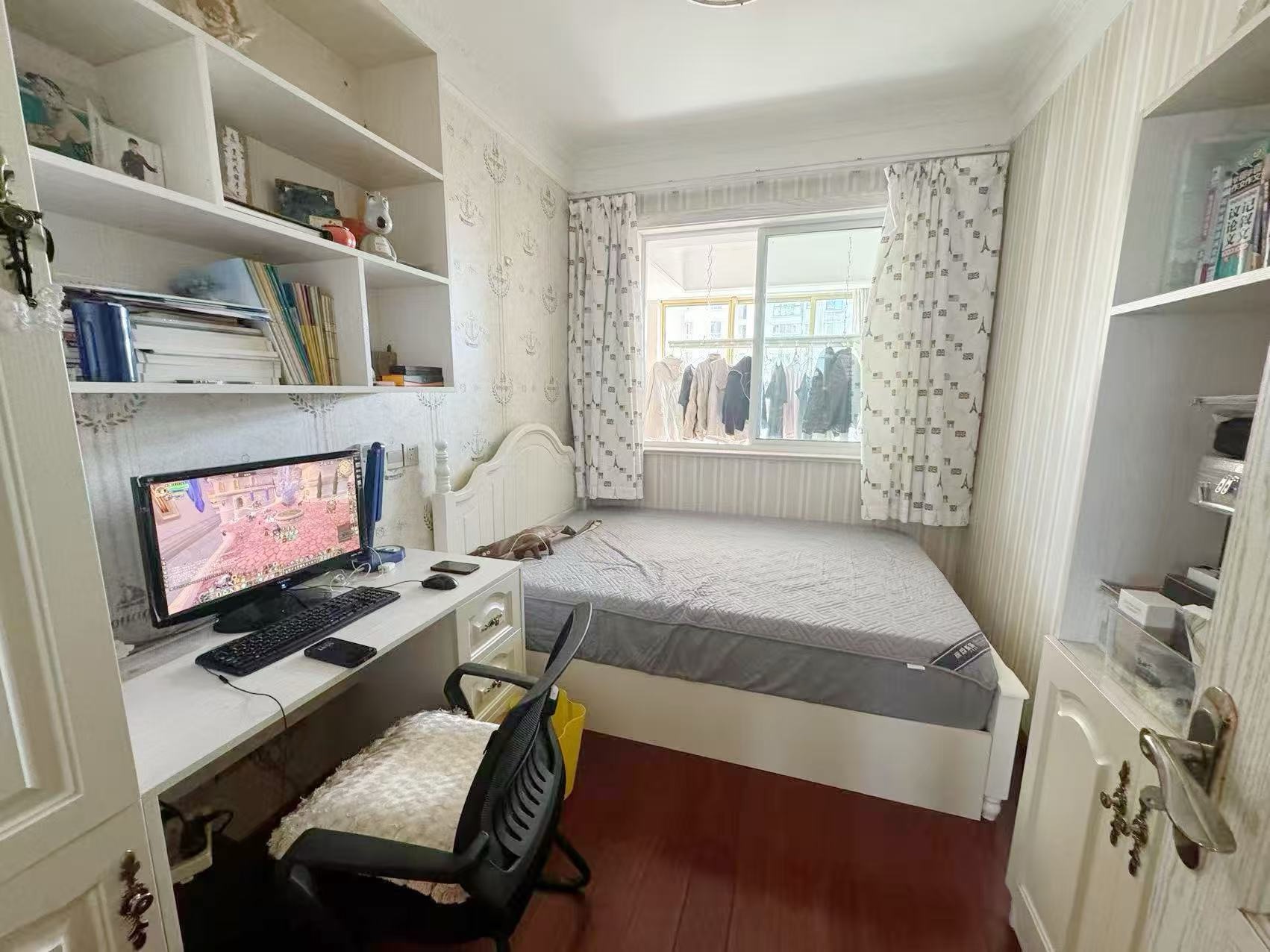 恒盛豪庭 3室2厅2卫 133m&sup2;