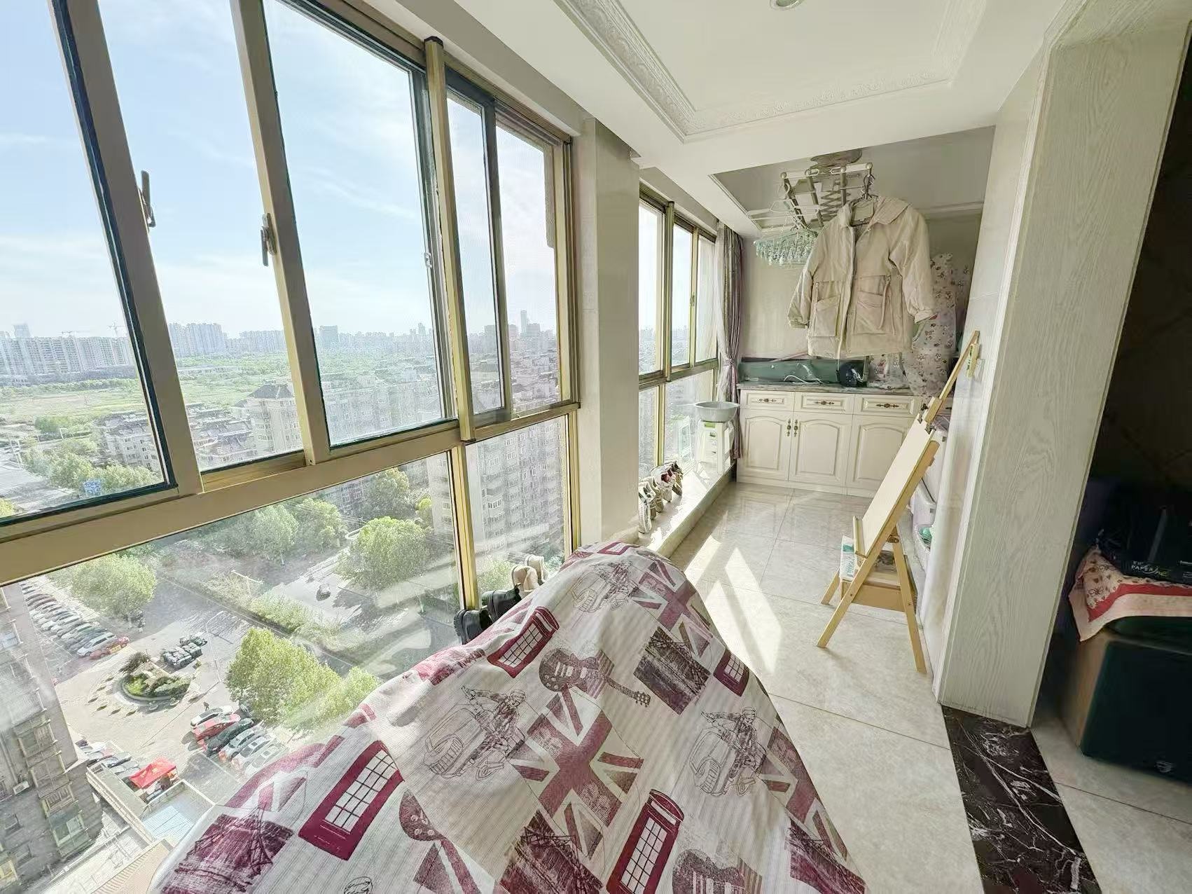 恒盛豪庭 3室2厅2卫 133m&sup2;