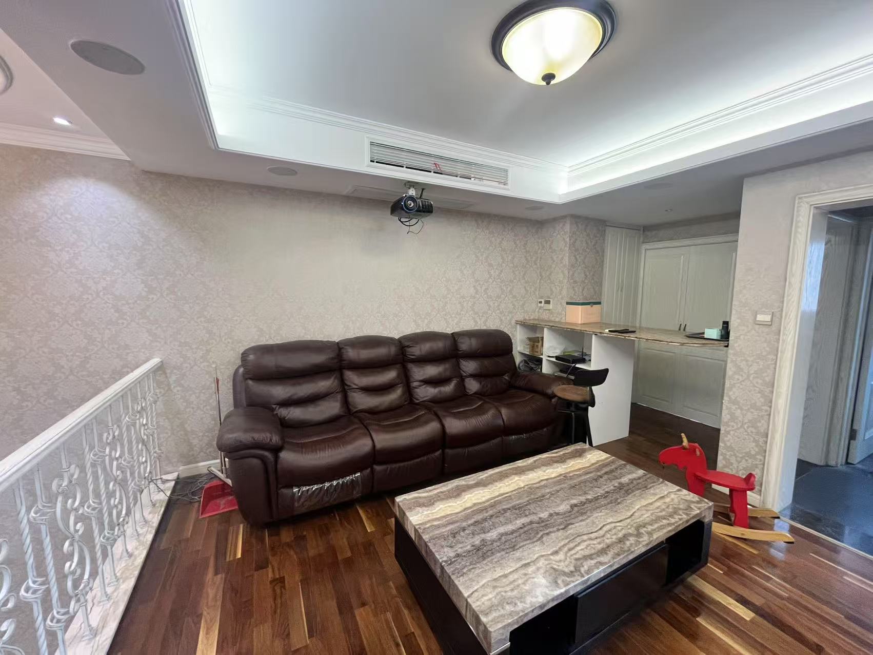 友谊嘉御龙庭 4室2厅2卫 220m&sup2;