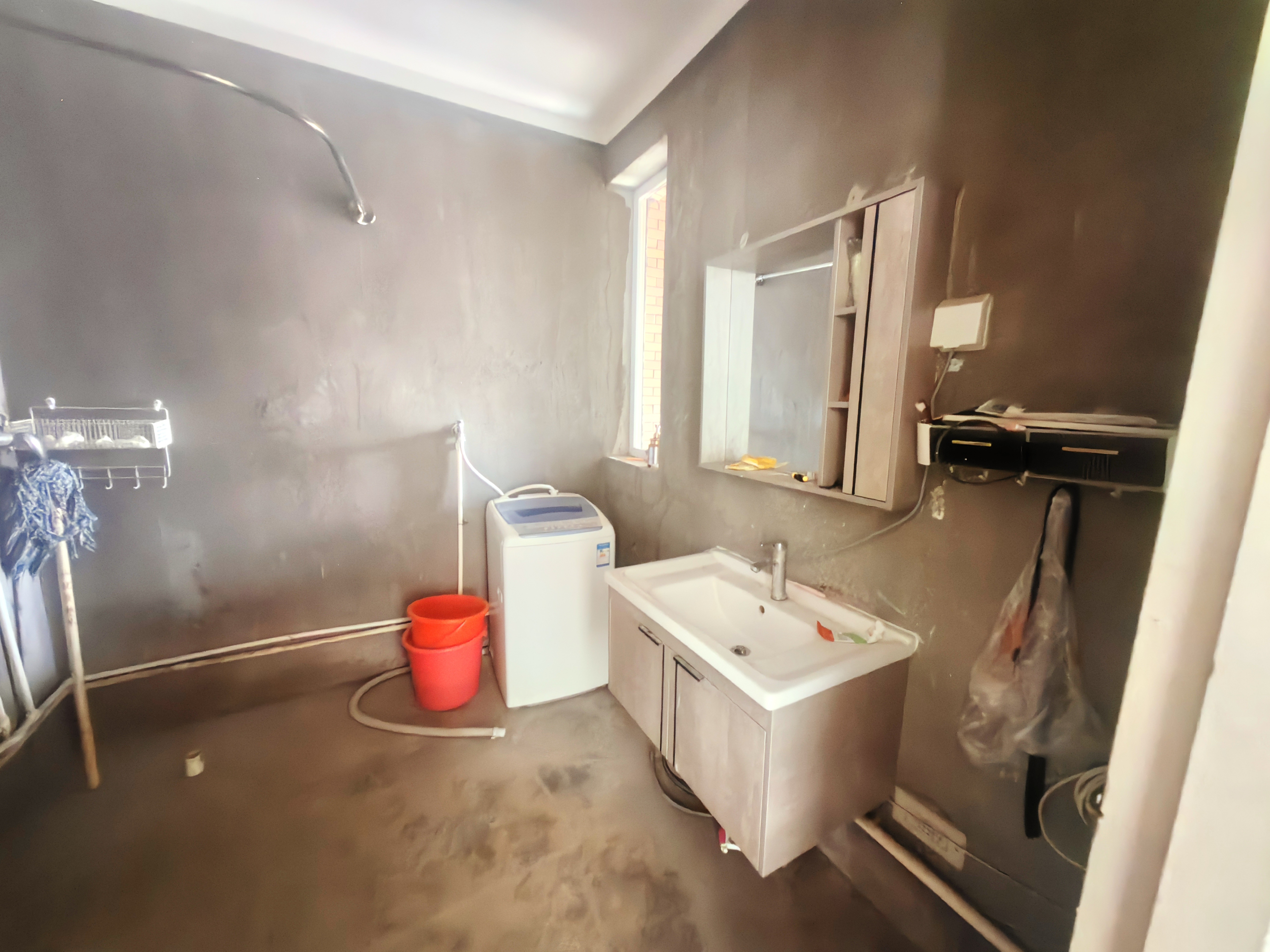 源兴花苑南区 2室1厅1卫 92m&sup2;
