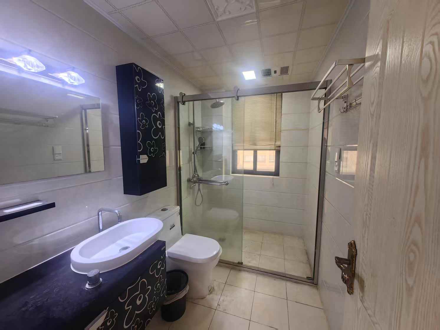 冠城大通棕榈湾 3室2厅2卫 130m&sup2;