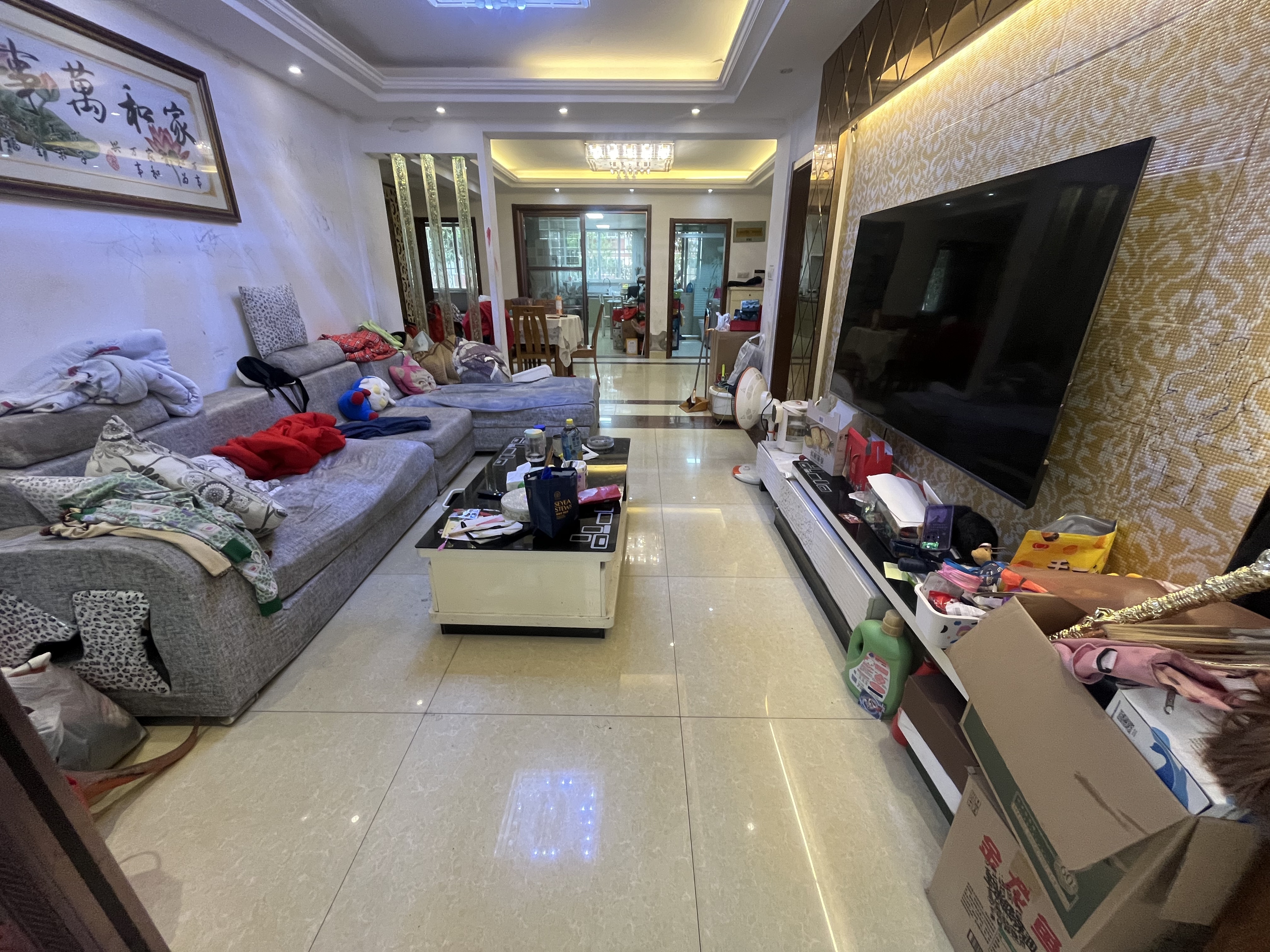 新港花苑 3室2厅1卫 130.88m&sup2;