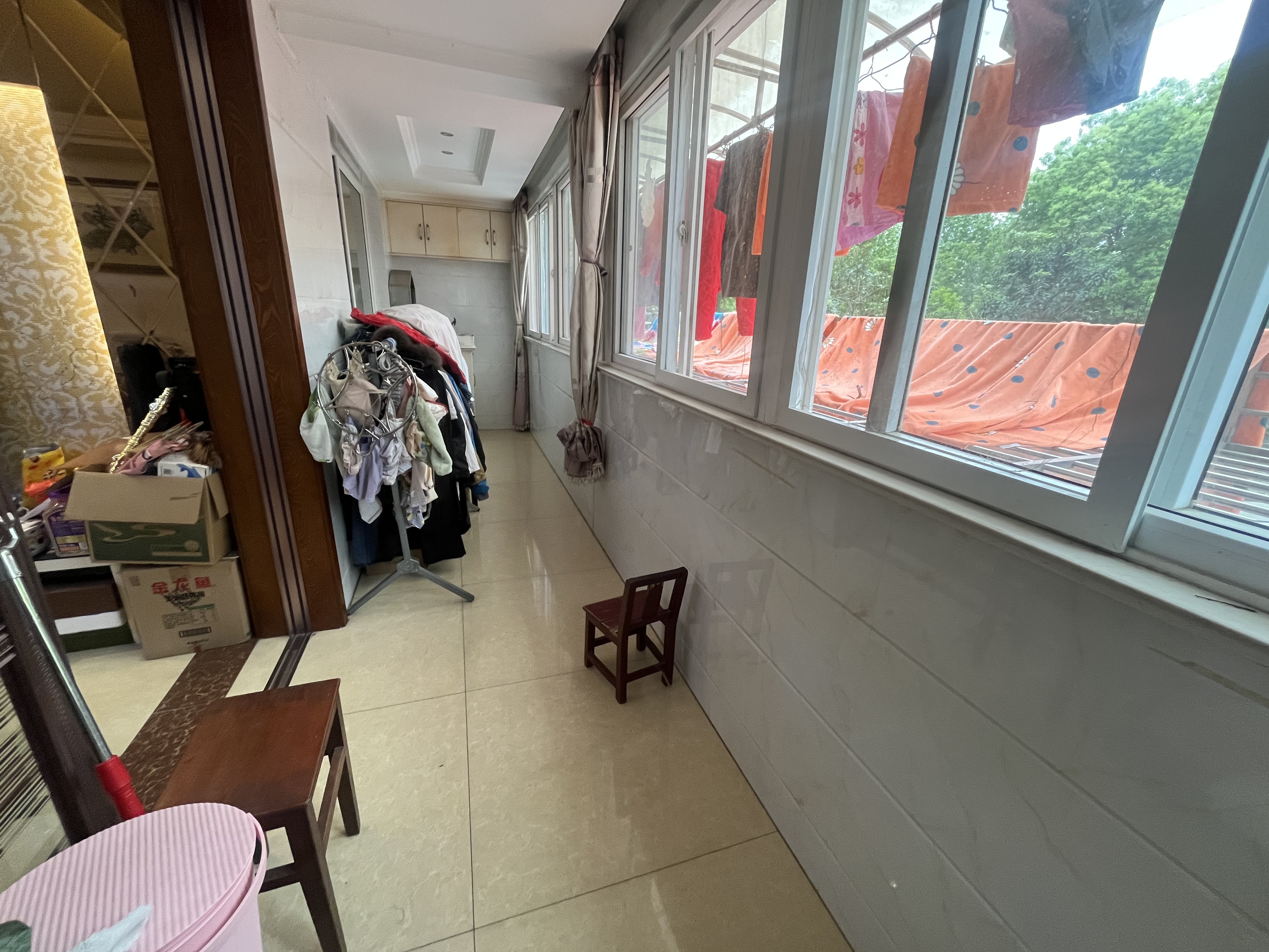新港花苑 3室2厅1卫 130.88m&sup2;