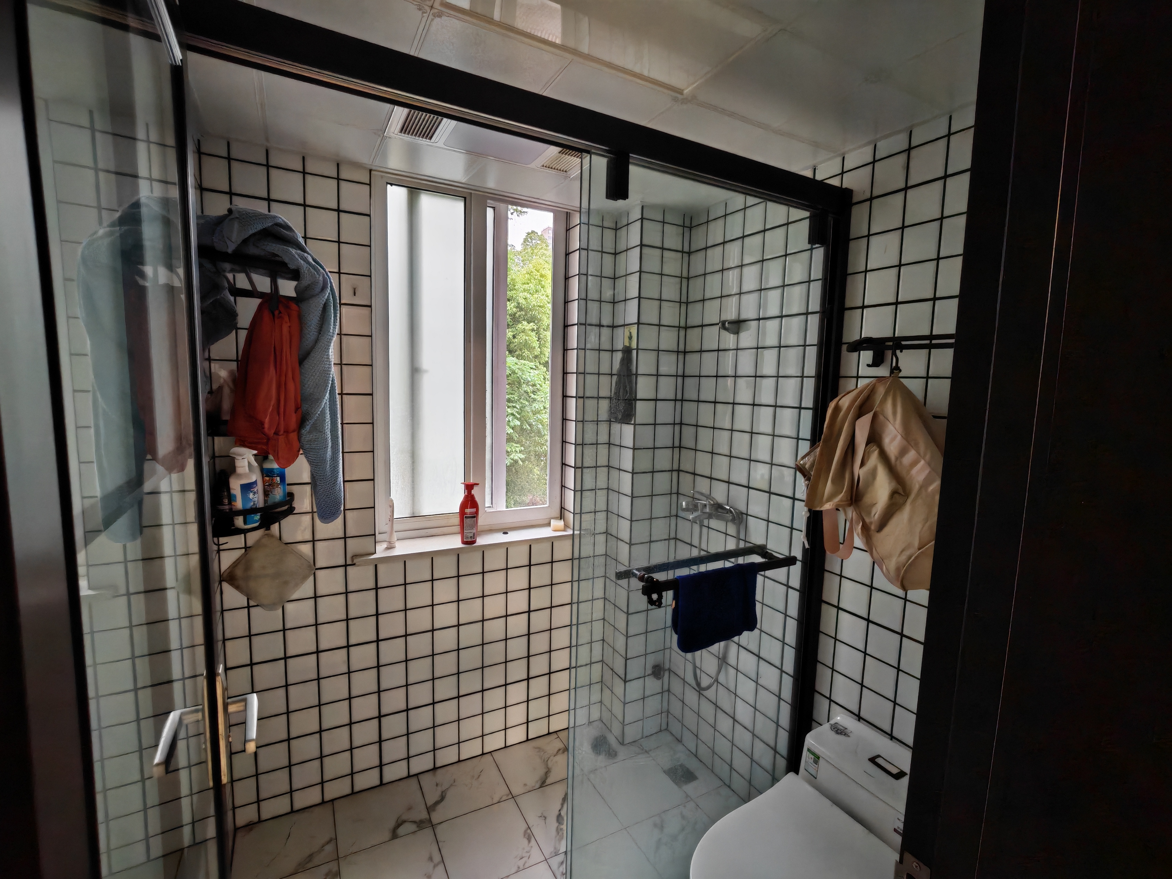 三里墩花苑四期 1室1厅1卫 60.00m&sup2;