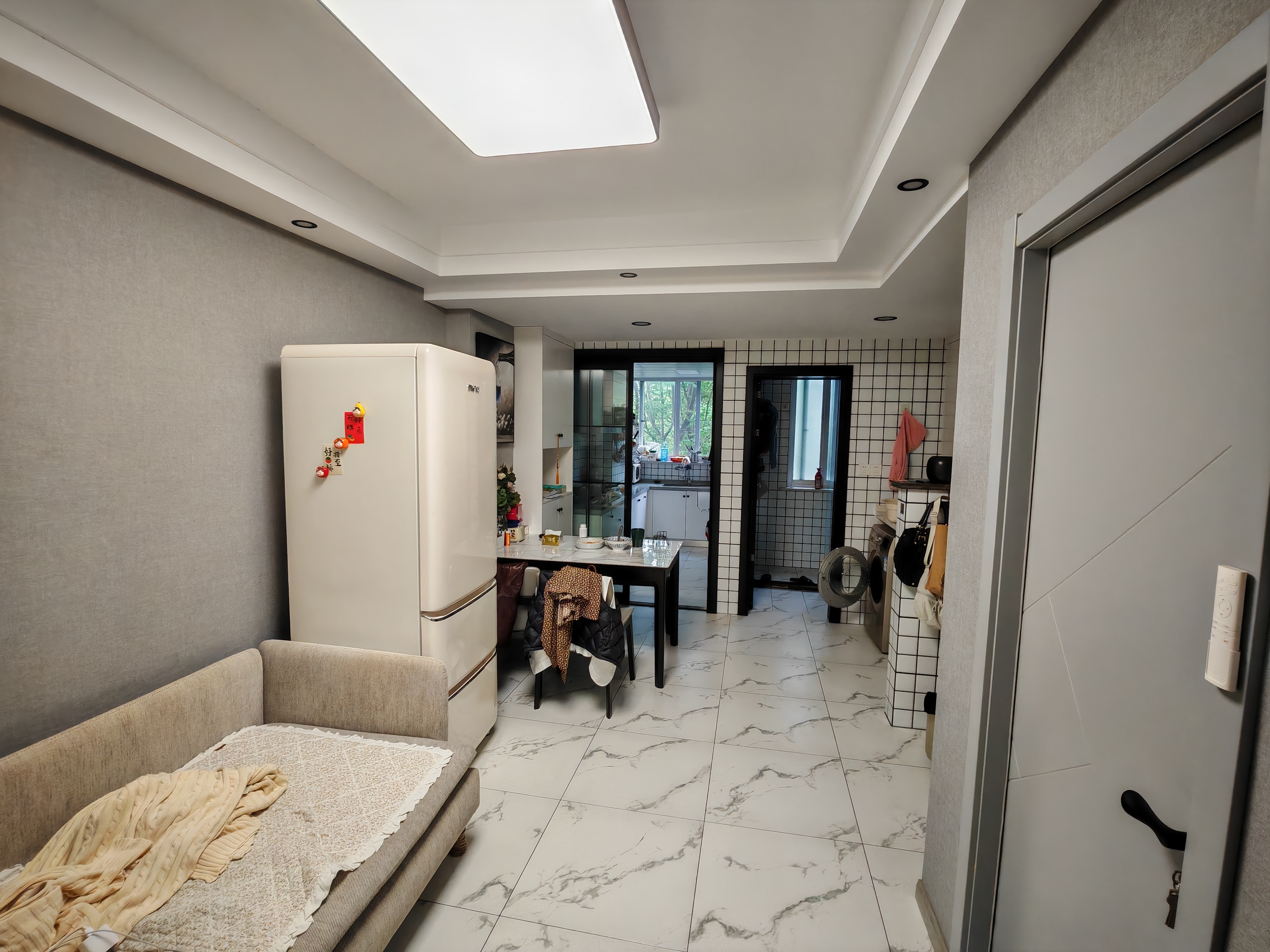 三里墩花苑四期 1室1厅1卫 60.00m&sup2;