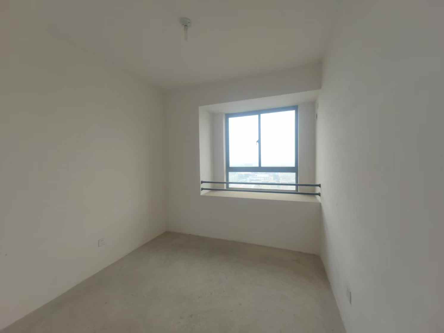 冠城大通棕榈湾 4室2厅2卫 133.64m&sup2;