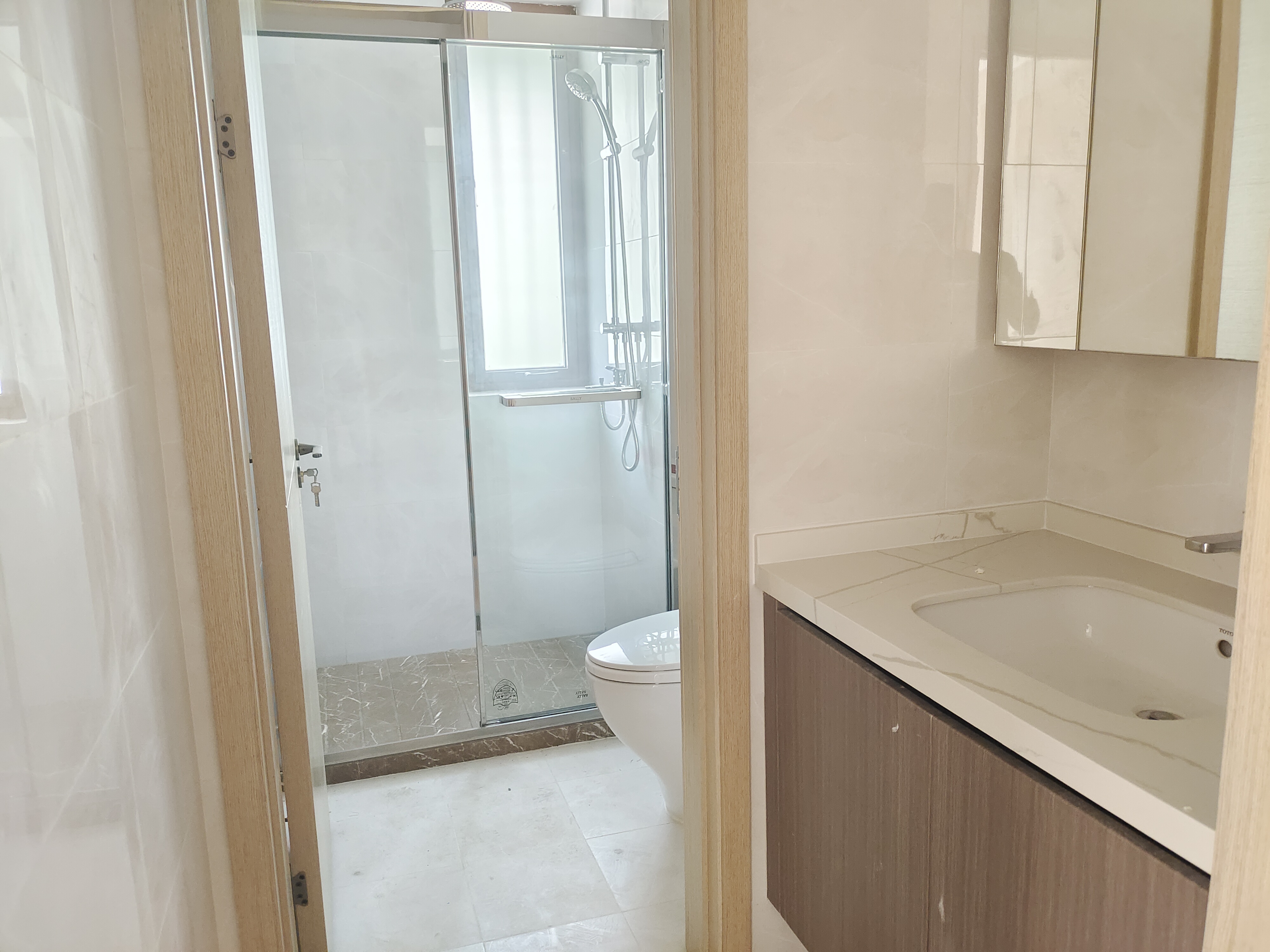 星湖泮 4室2厅2卫 142.26m&sup2;
