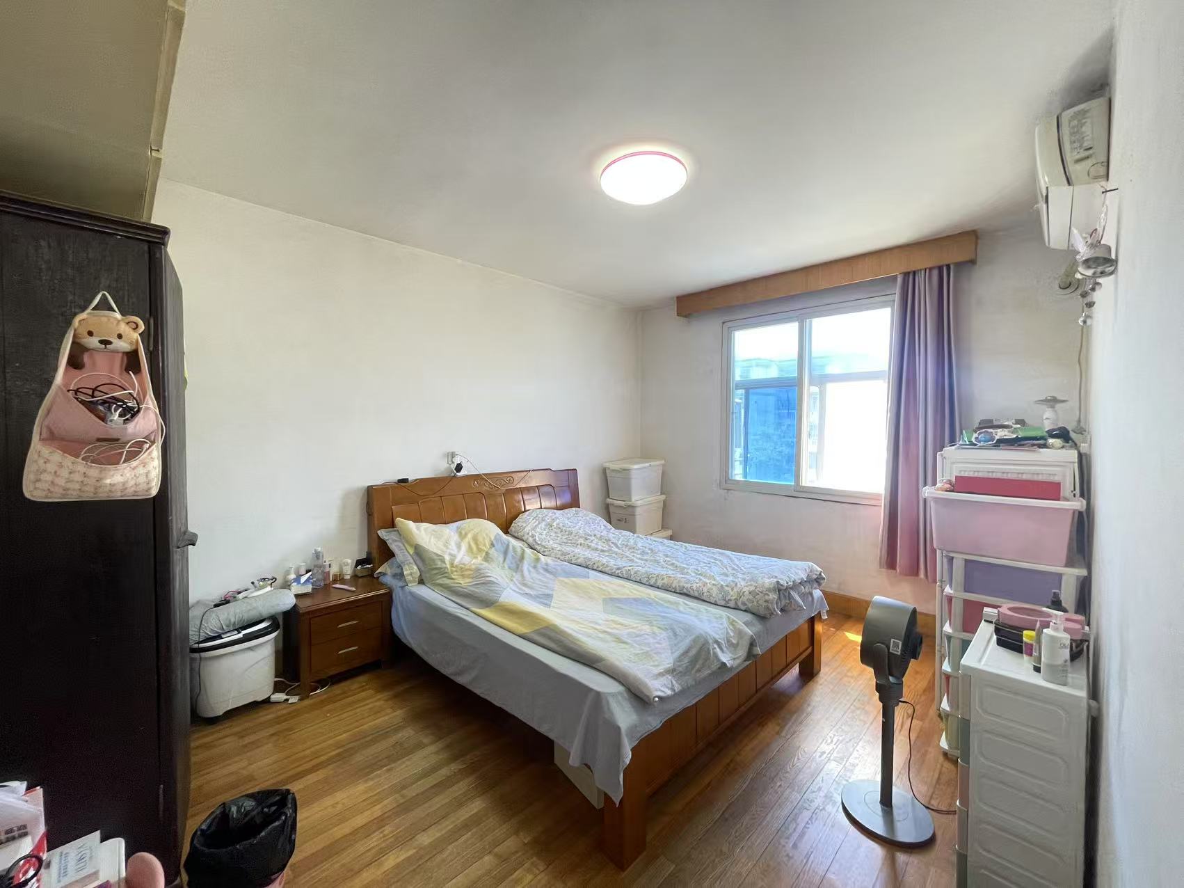 虹桥新村(朝霞路) 2室1厅1卫 70m&sup2;