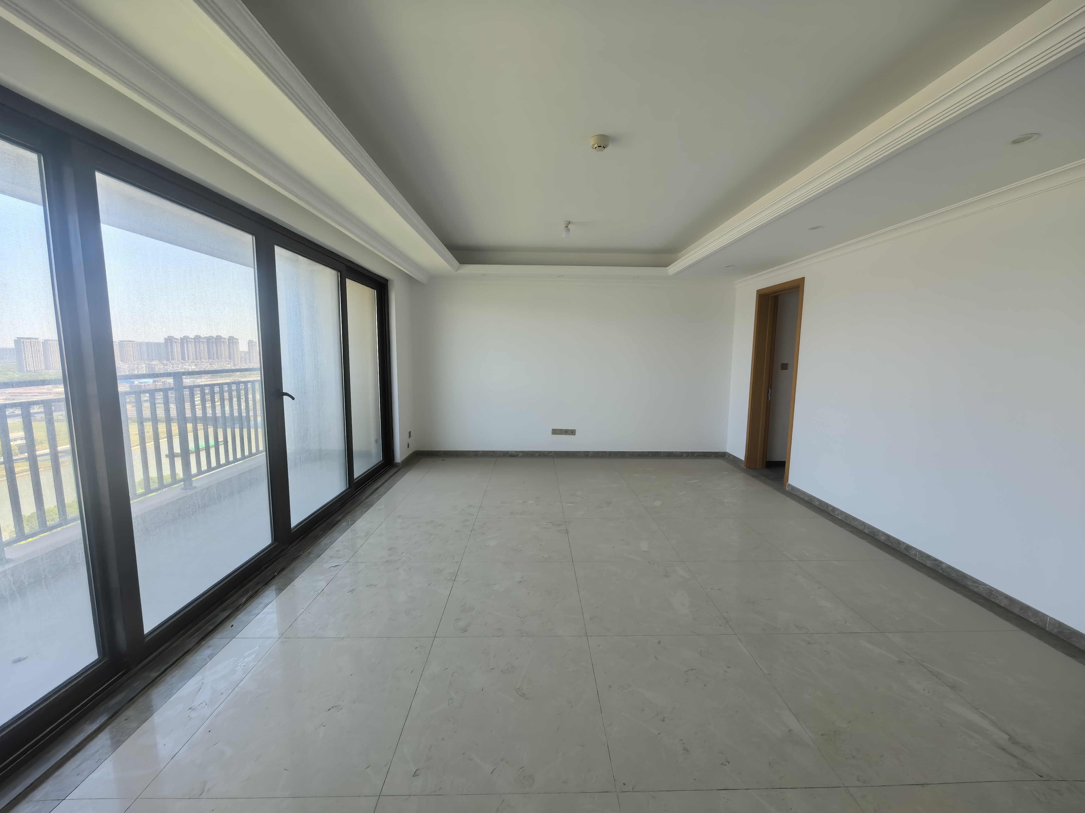 富力院士廷 4室2厅2卫 170m&sup2;